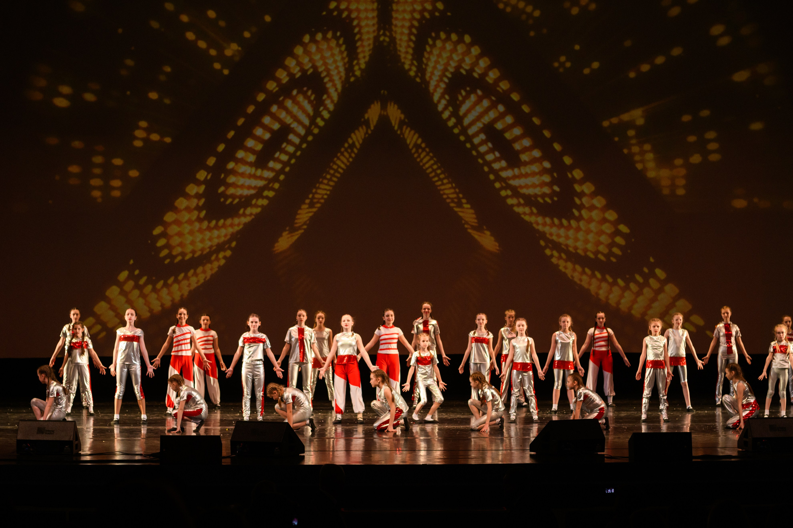 23 апреля, часть 2, БКЗ Октябрьский, г. Санкт-Петербург. Золотое яблочко