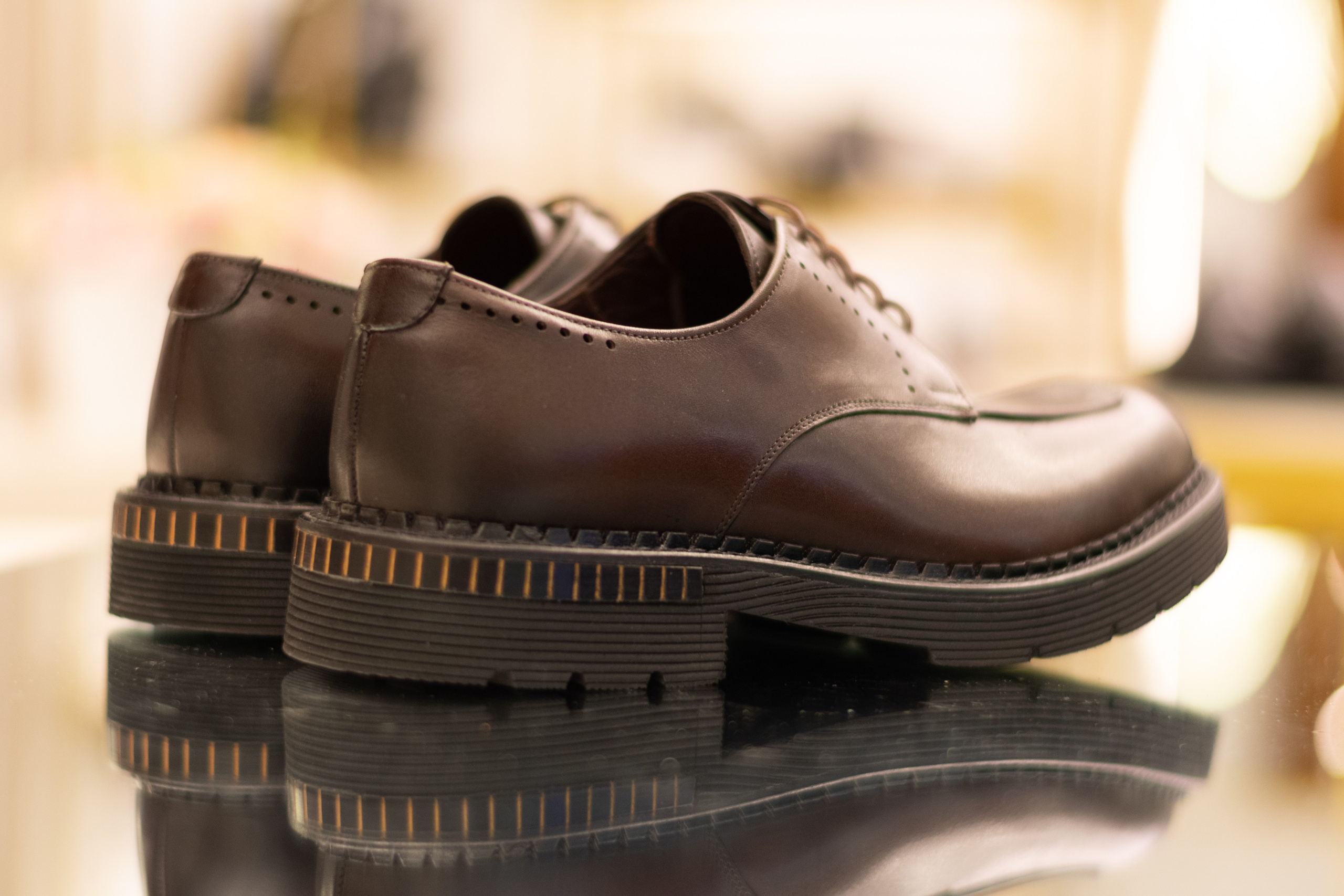 Для организаций. Предметная фотосессия для обувного магазина Capsula. Фотограф/видеограф Богдан Голованов