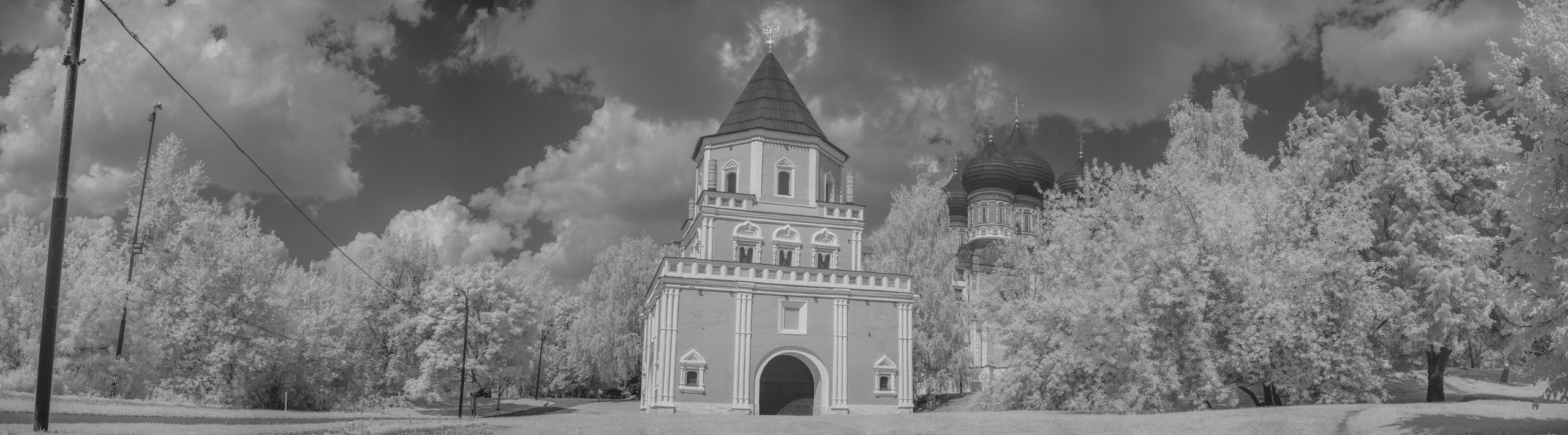 Black and White — Черно белый