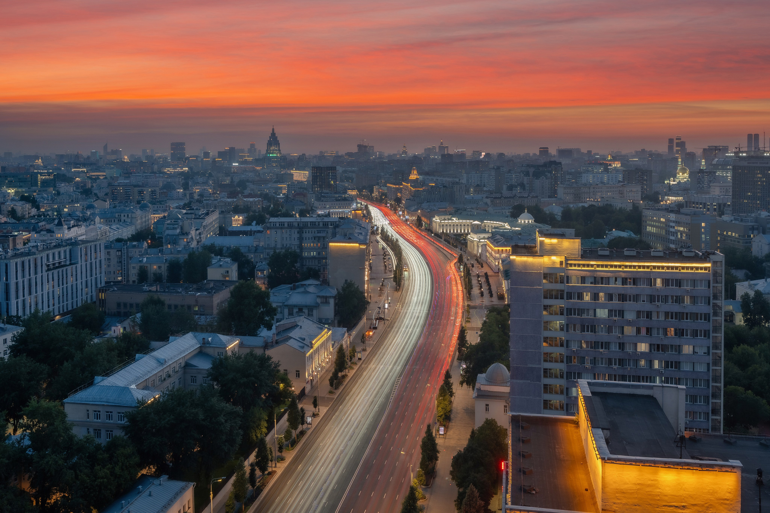 Эд Тихонов. Городской фотограф