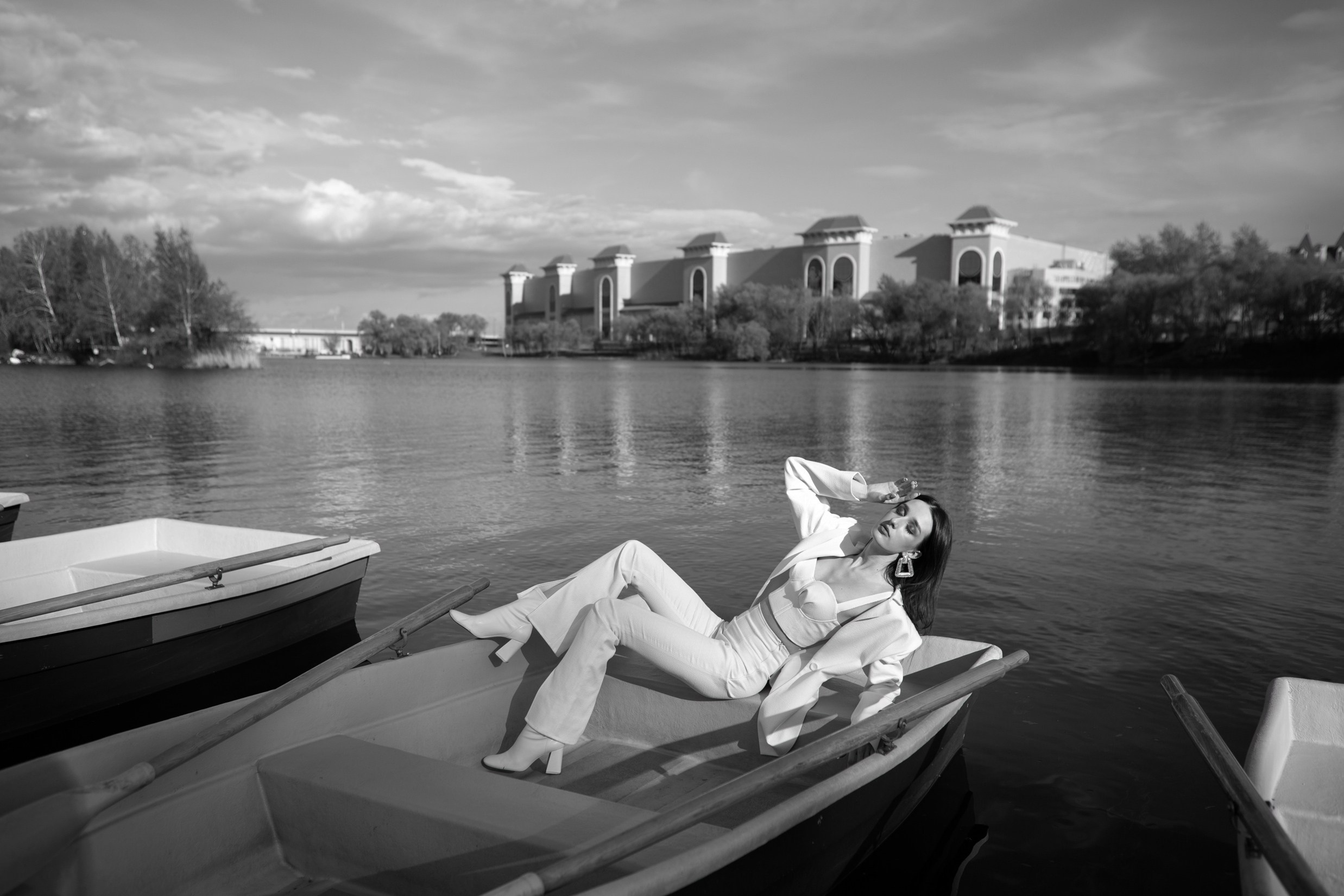 Показ на воде. Свадебный и портретный фотограф Москва