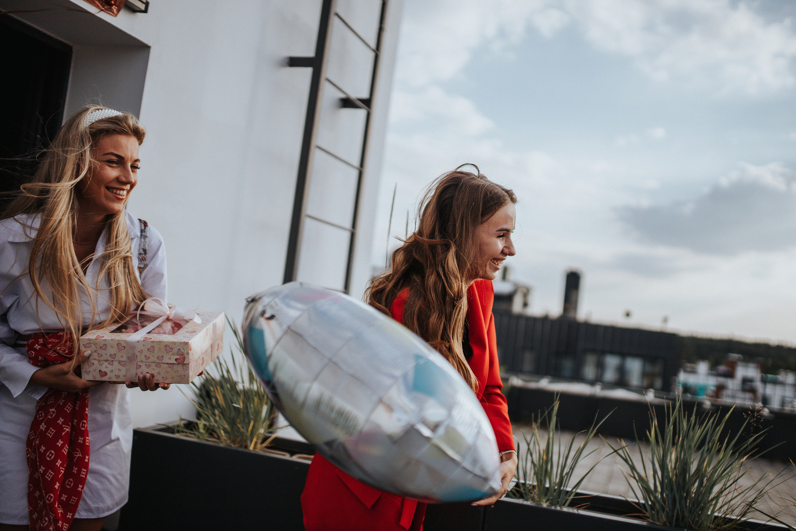 ДЗЯВОЧНІК НА ДАХУ. Фотограф Юля Королёва