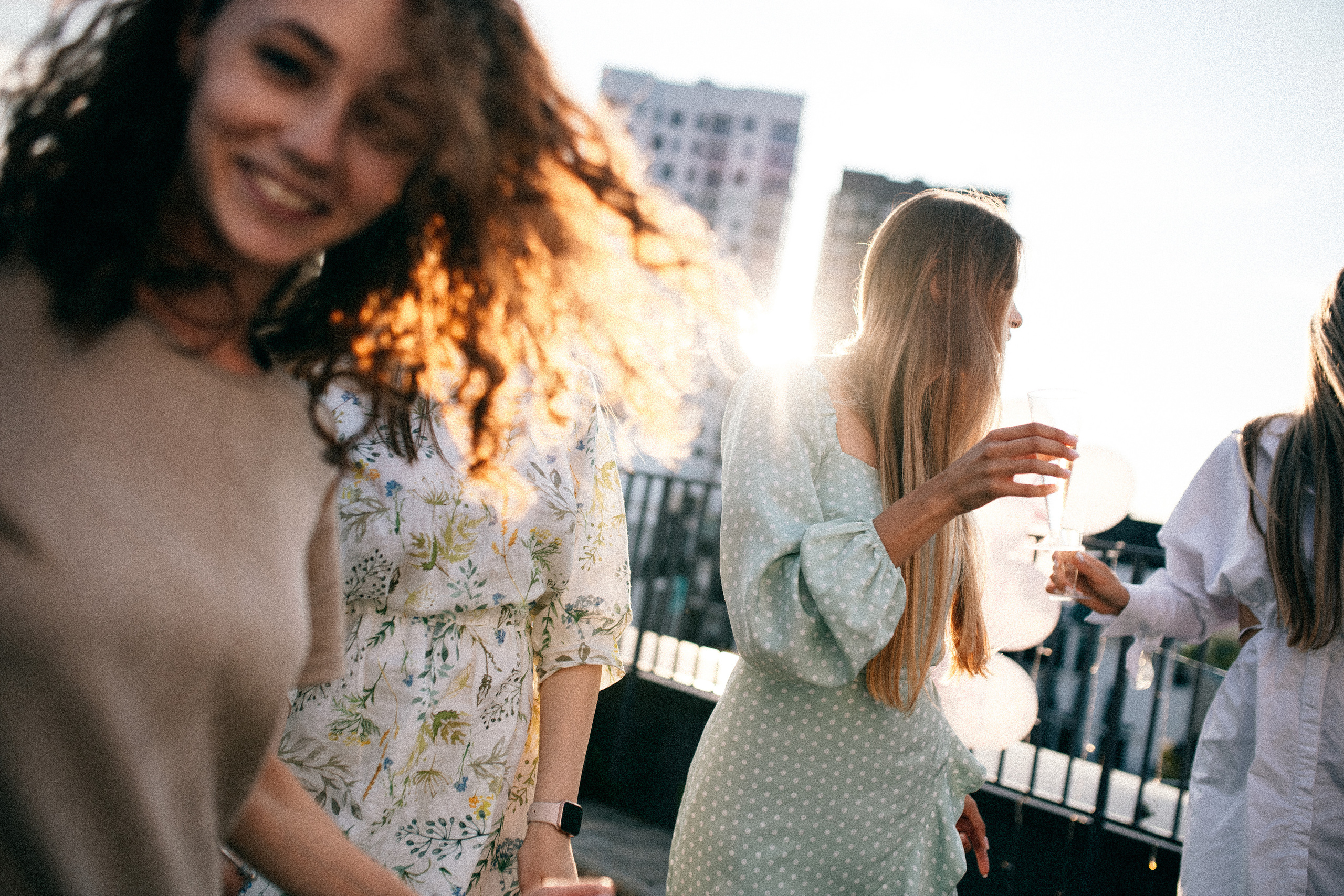 ДЗЯВОЧНІК НА ДАХУ. Фотограф Юля Королёва