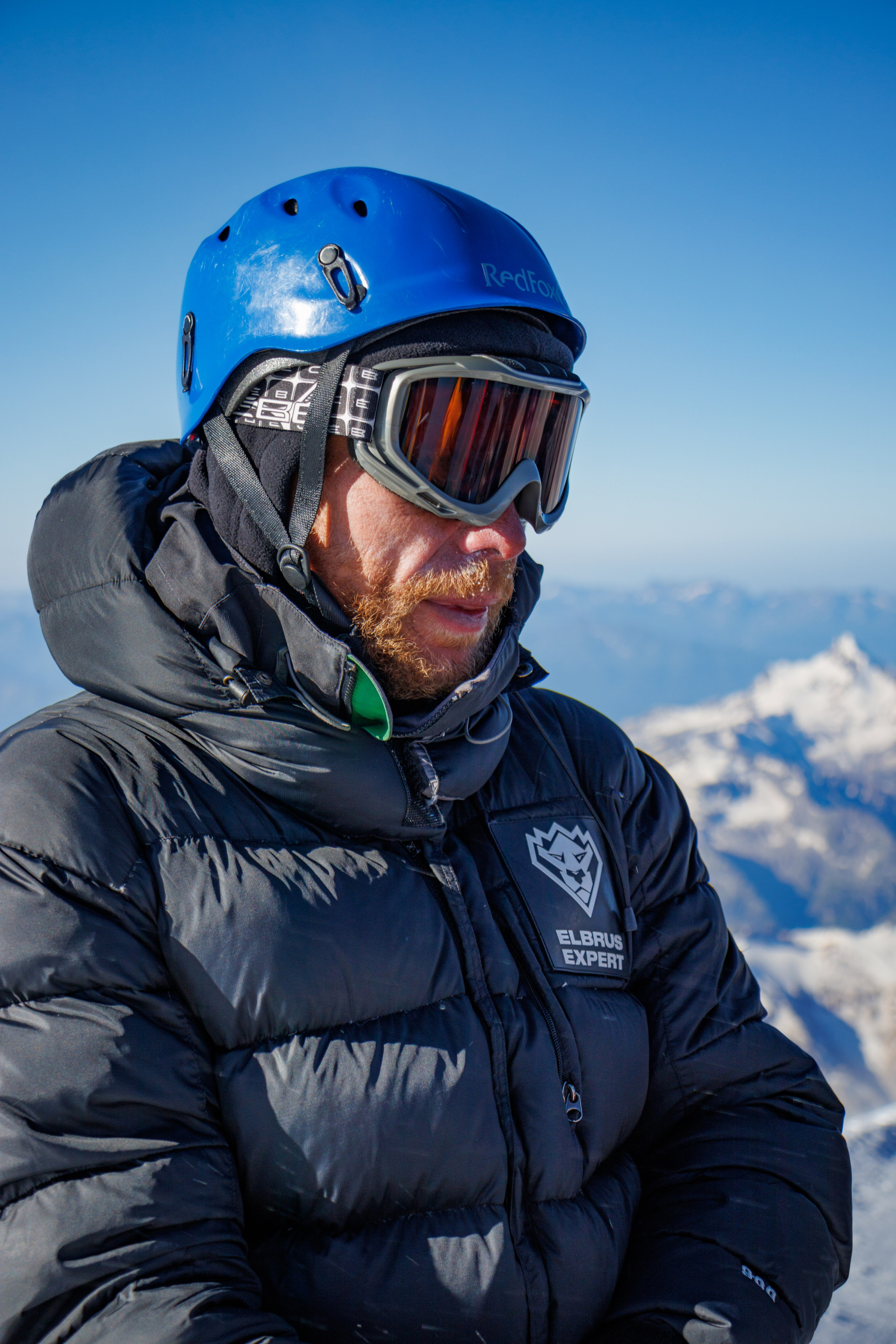 Эльбрус / восхождение. Фотограф на трекинг и восхождение Эльбрус, Приэльбрусье. Елизавета Бобок