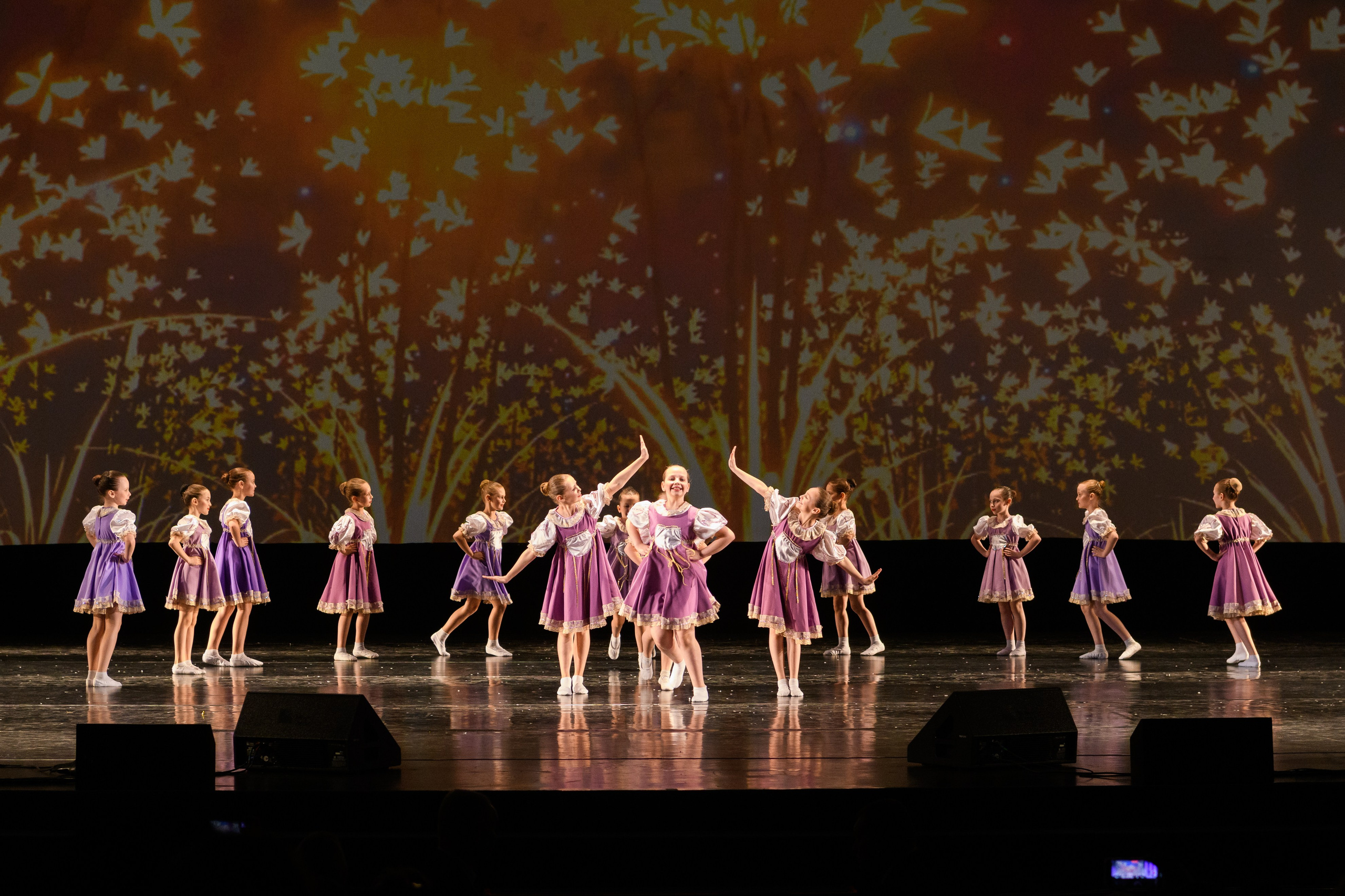 23 апреля, часть 2, БКЗ Октябрьский, г. Санкт-Петербург. Золотое яблочко