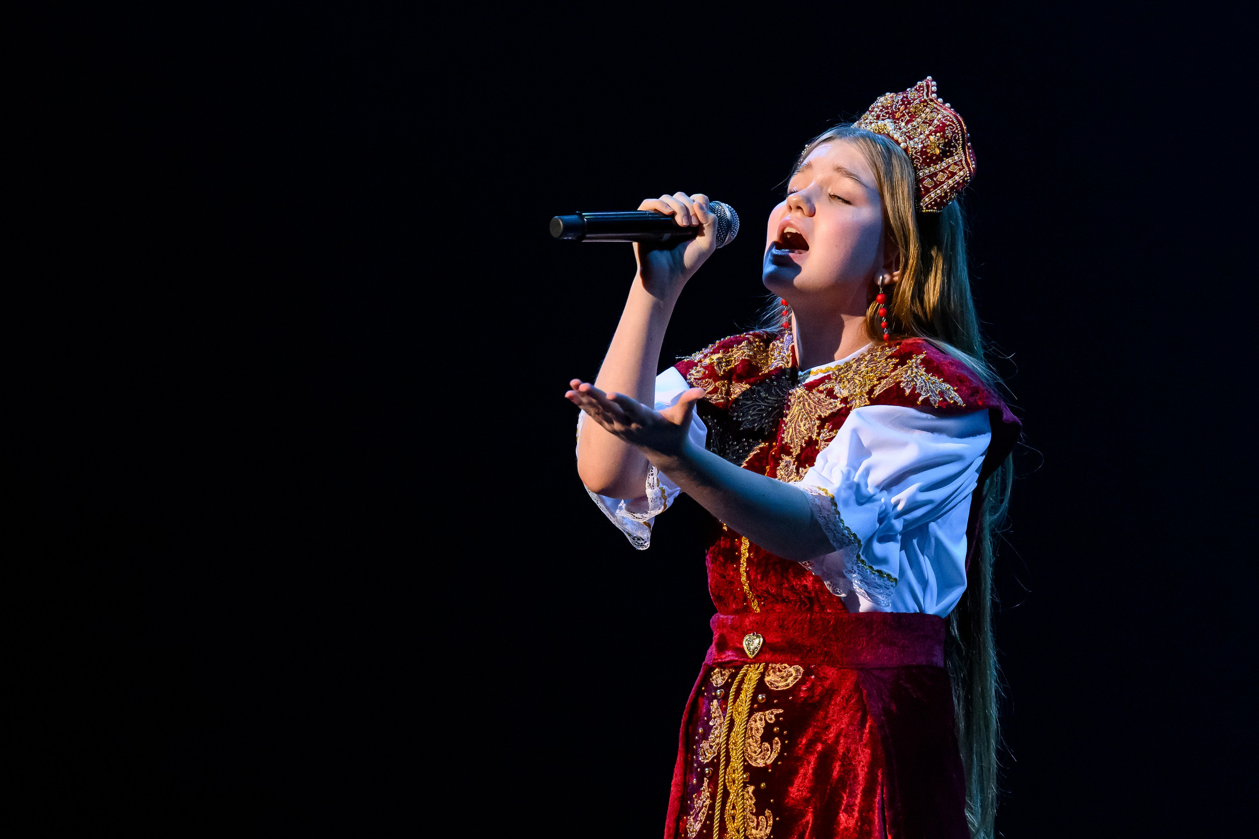 23 апреля, часть 1, БКЗ Октябрьский, г. Санкт-Петербург. Золотое яблочко