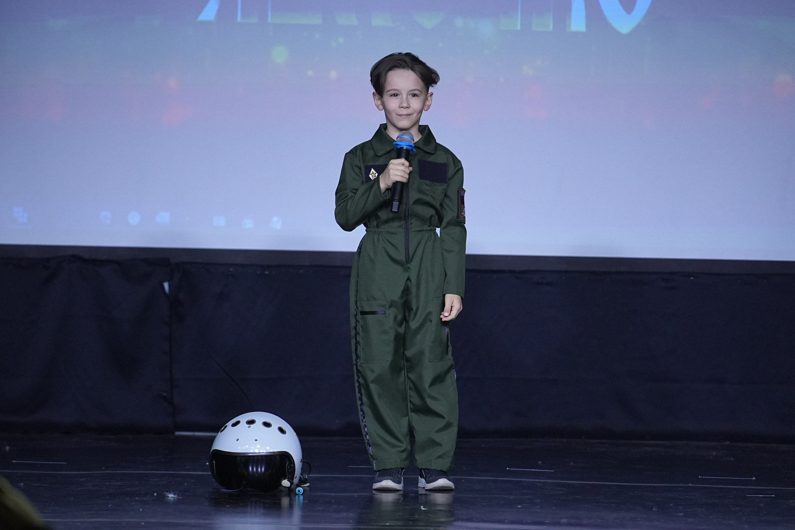 14 февраля, г. Москва. Золотое яблочко