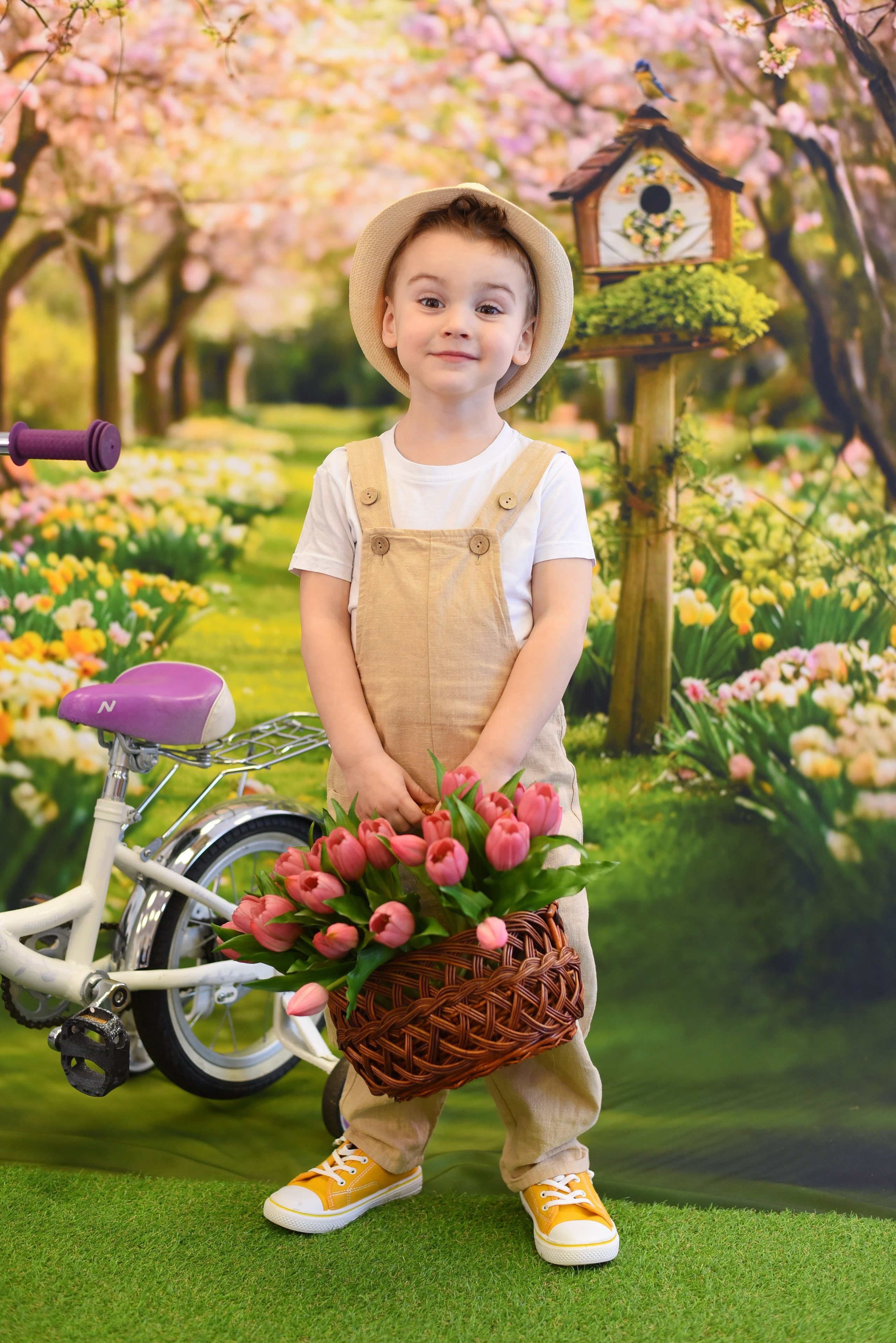 Весенний шебби шик. Стильные выпускные альбомы, детские фотосессии, сюжетные фотографии