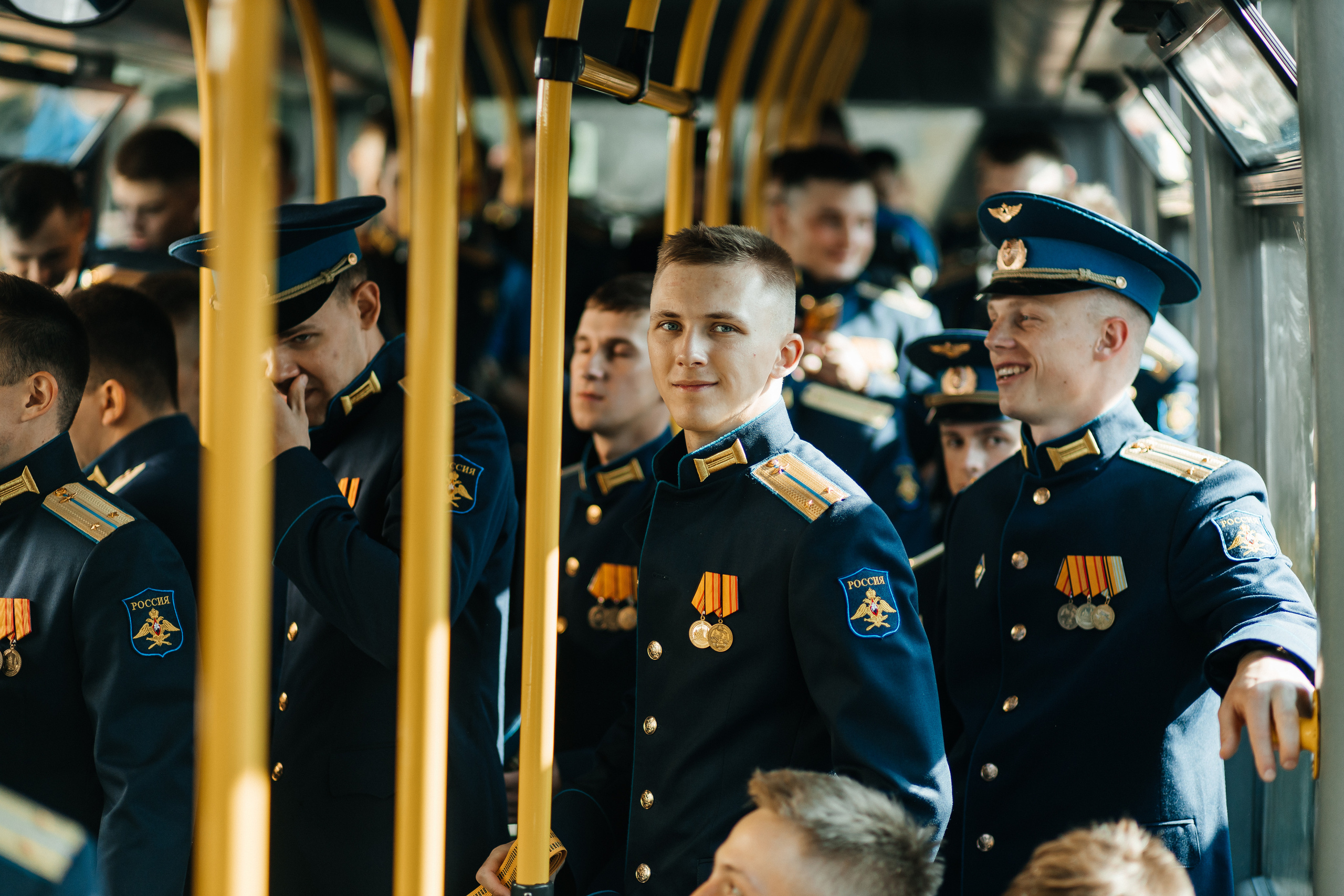 Выпускной летчика: Профессиональная фотосессия пилота. Семейный и свадебный фотограф Ростове-на-Дону