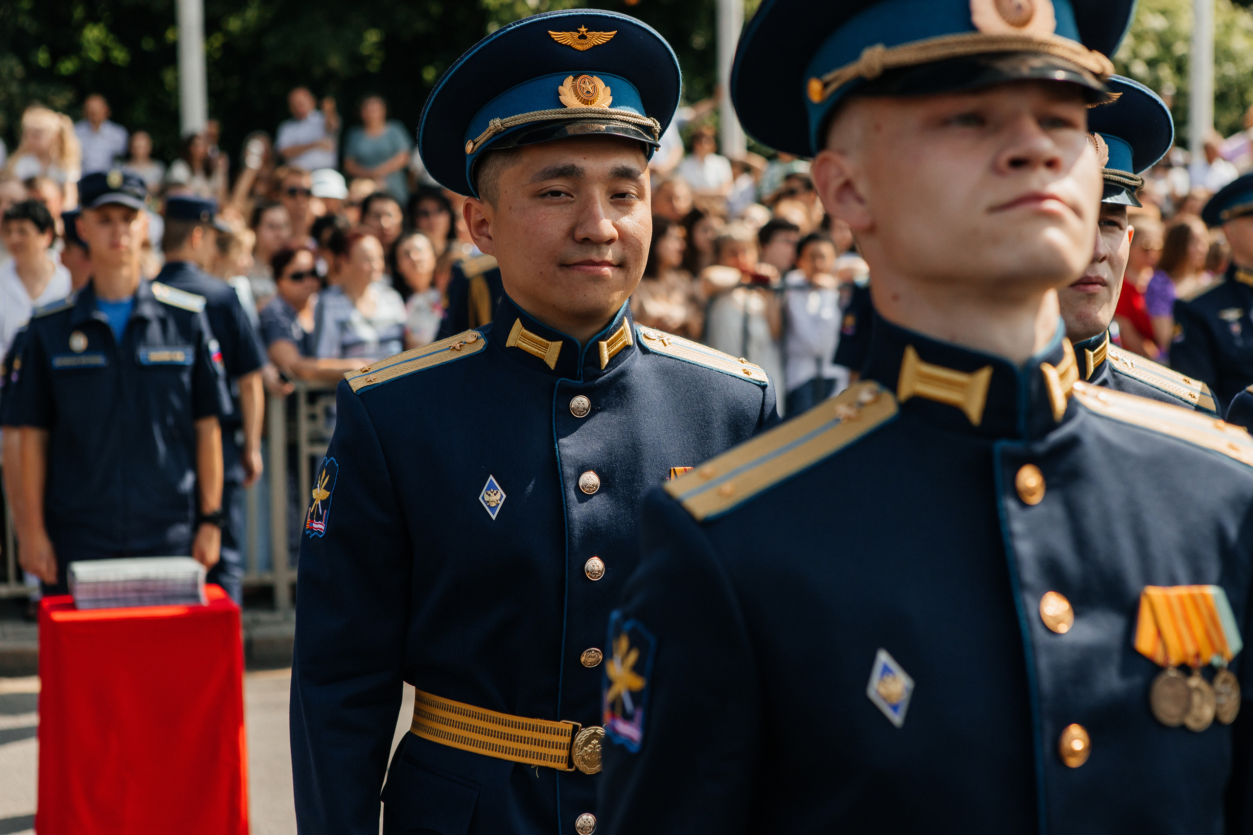 Выпускной летчика: Профессиональная фотосессия пилота. Семейный и свадебный фотограф Ростове-на-Дону