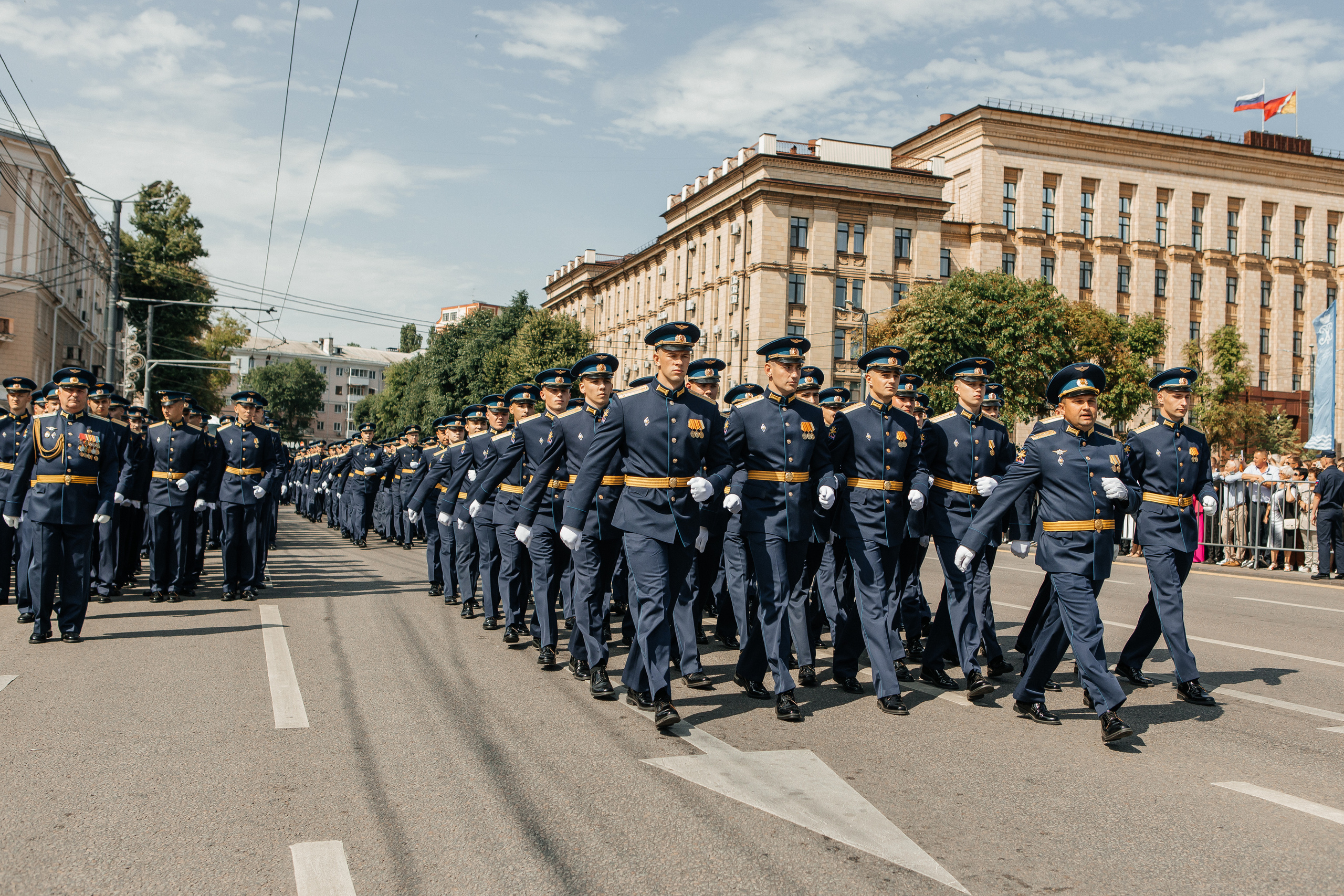 Выпускной летчика: Профессиональная фотосессия пилота. Семейный и свадебный фотограф Ростове-на-Дону