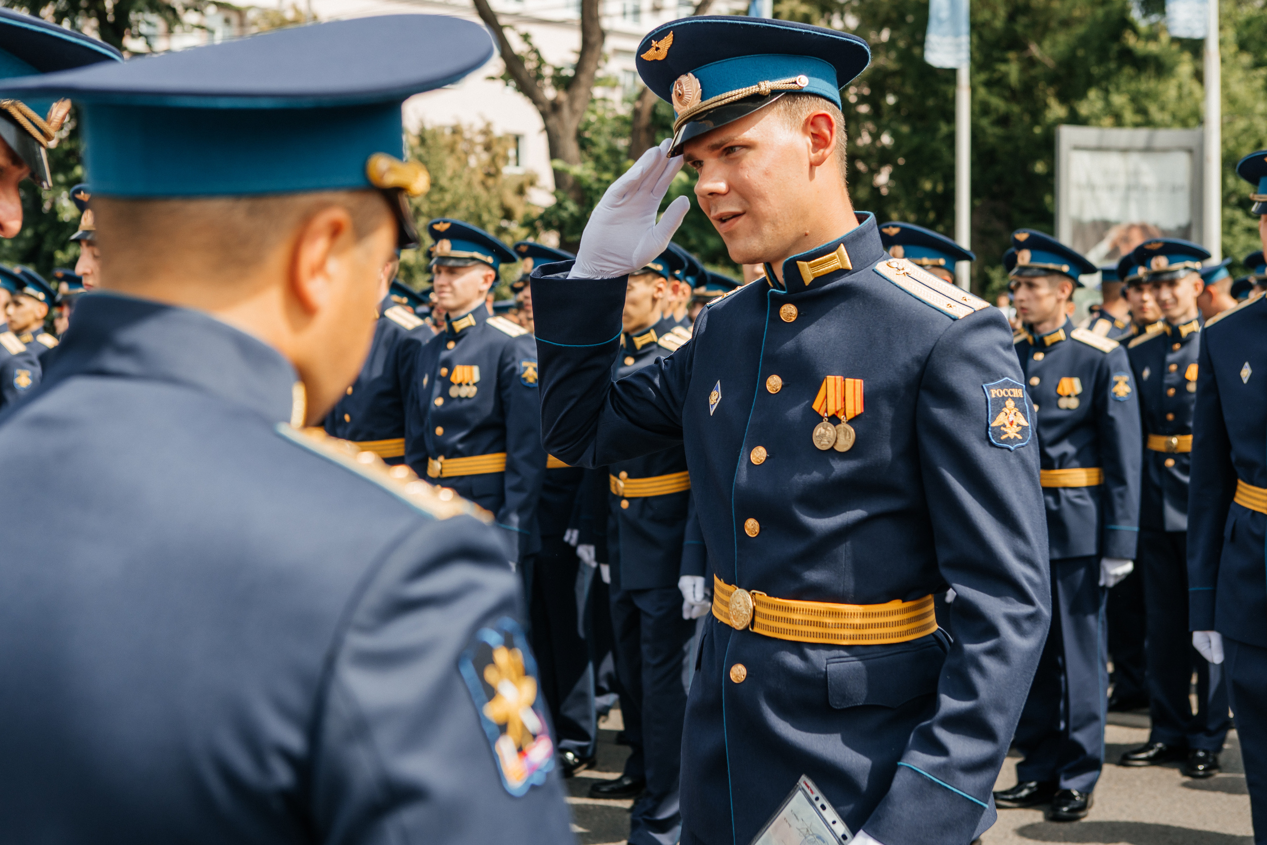 Выпускной летчика: Профессиональная фотосессия пилота. Семейный и свадебный фотограф Ростове-на-Дону