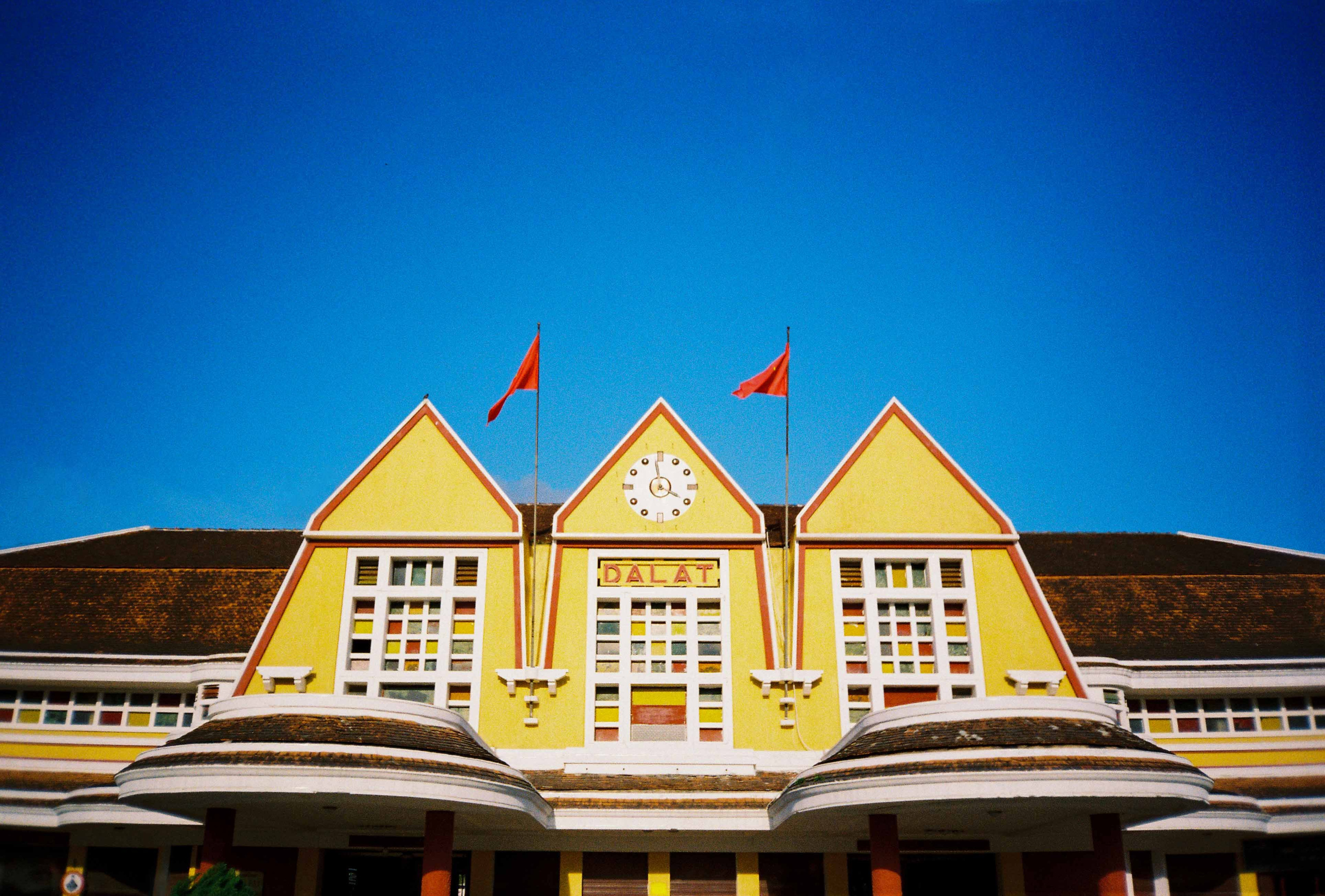 Dalat 2023. Film Photographer in Da Nang, Vietnam — Tanya Parfenteva
