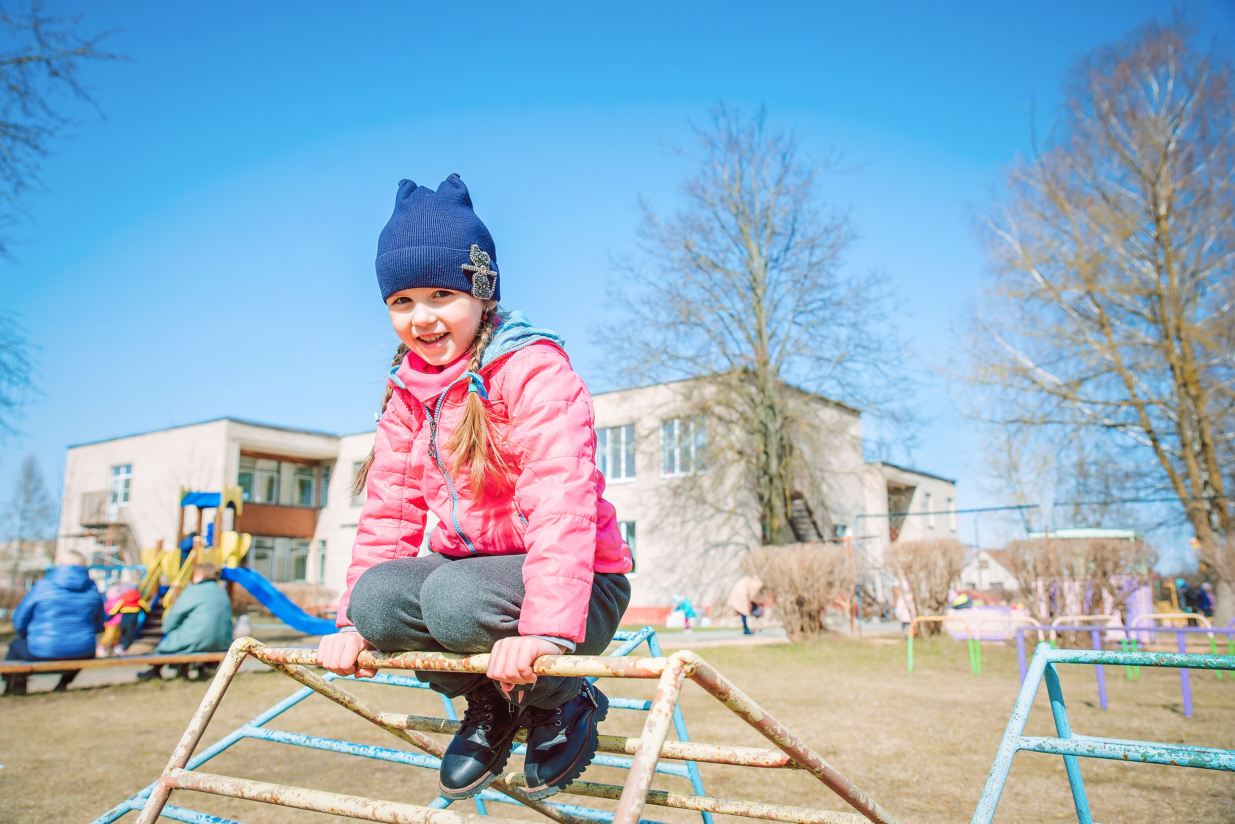 Уличная съёмка садик. Фото на документы Лепель, печать на холсте Лепель, печать фото Лепель