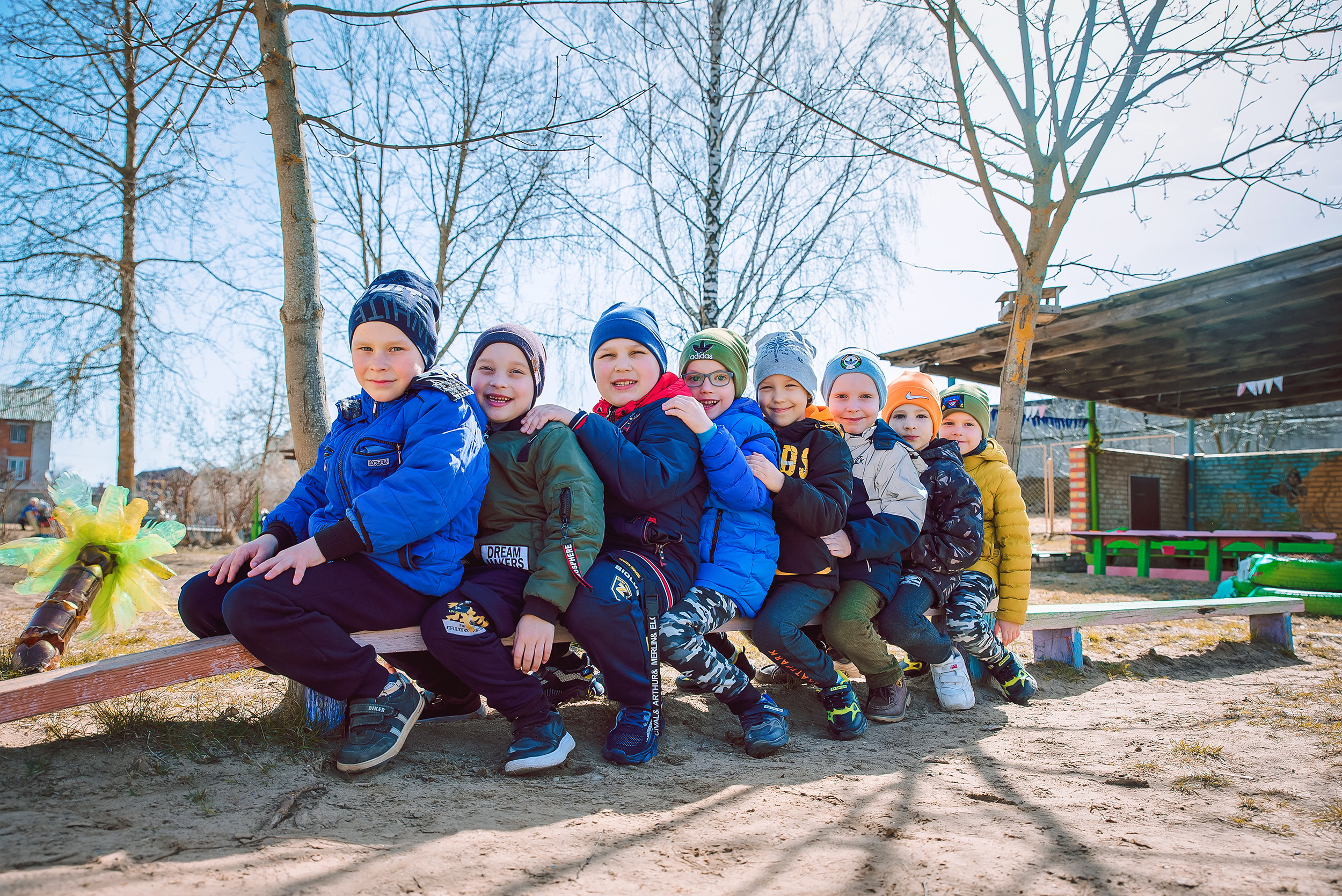 Уличная съёмка садик. Фото на документы Лепель, печать на холсте Лепель, печать фото Лепель