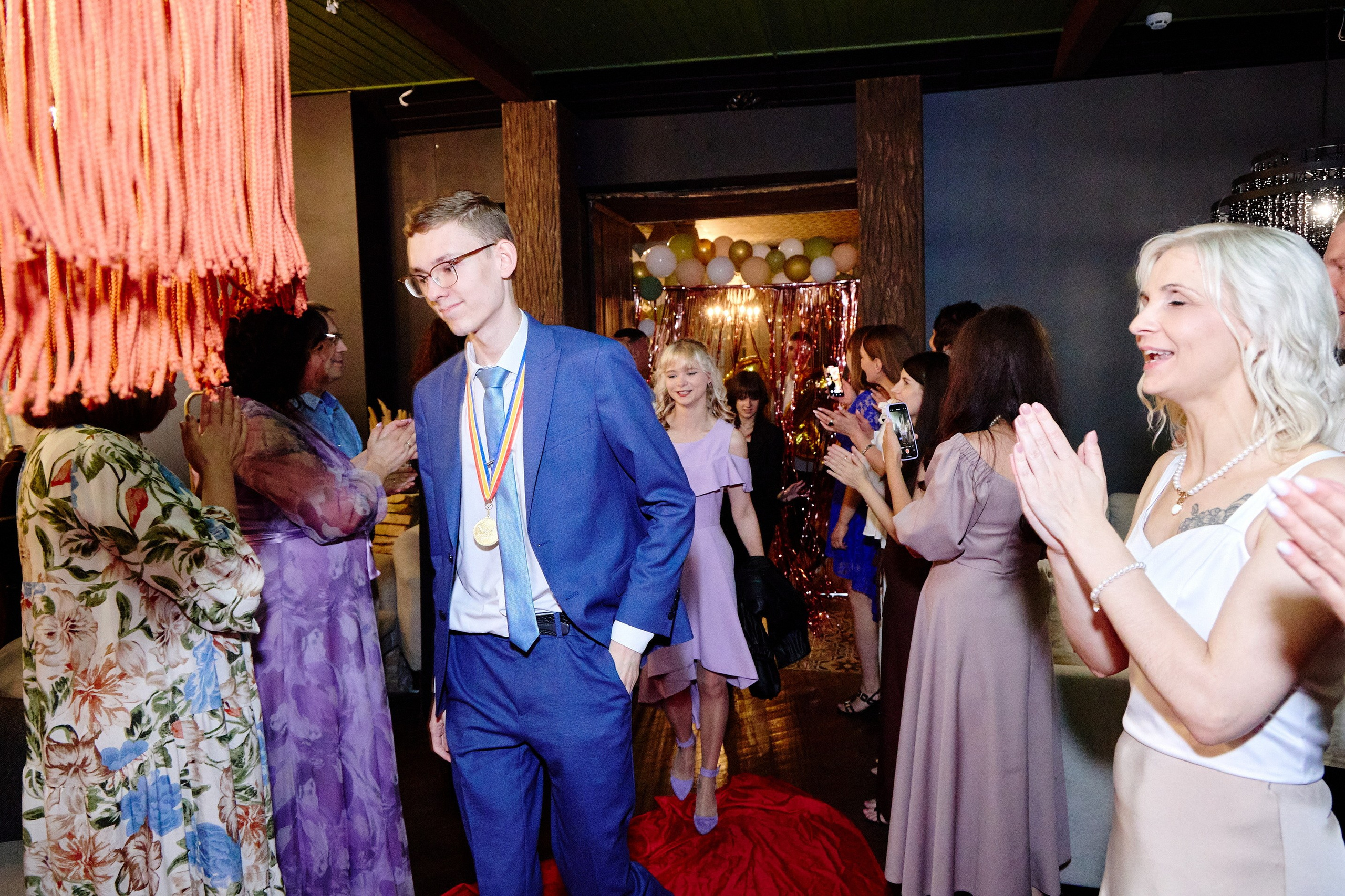 Выпускной 35 Сош. Фотограф Выпускные альбомы Таганрог Сергей Коробченко