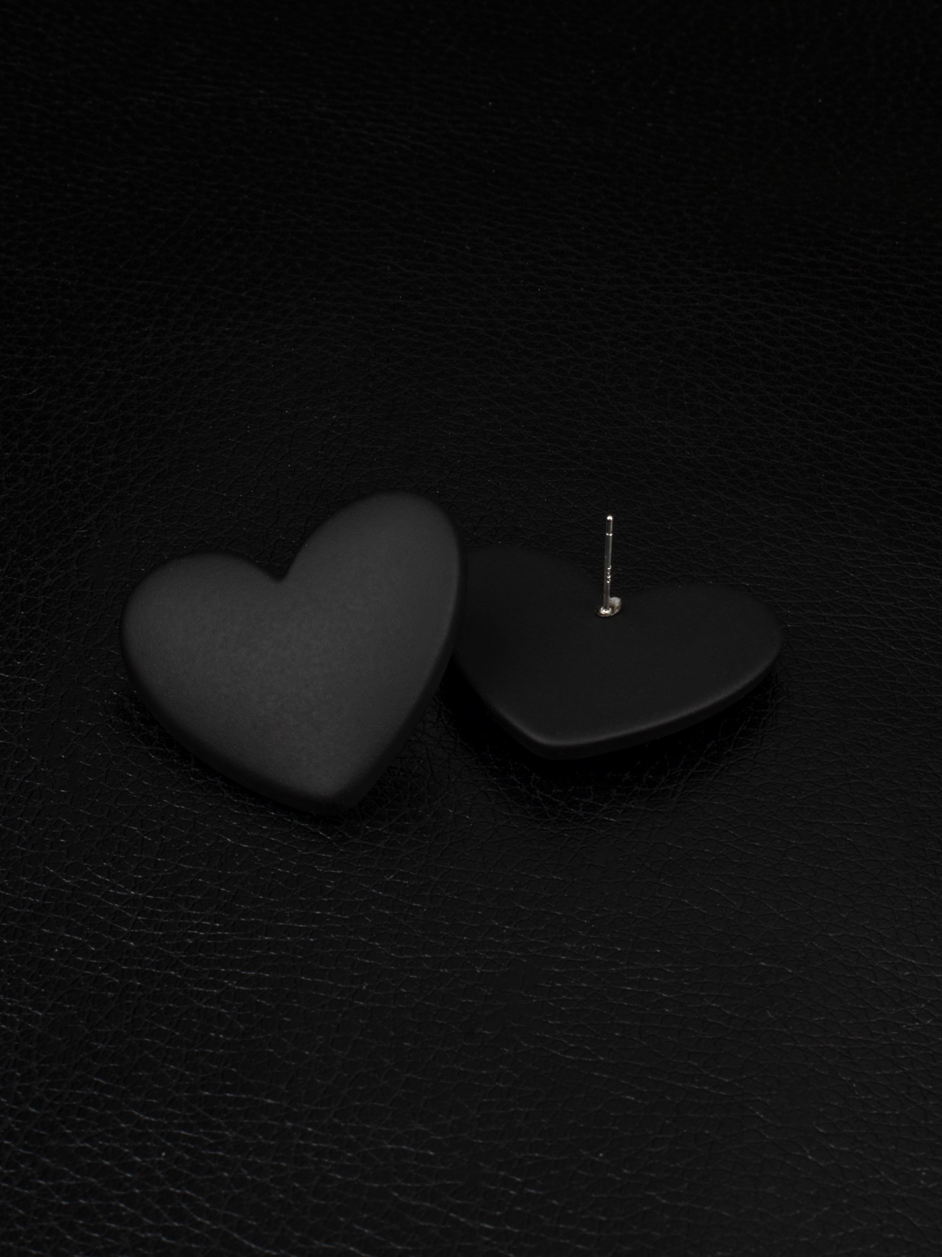 Серьги (сердечки). MaraClub Foto предметное фото для сайта и маркетплейсов в Москве и области