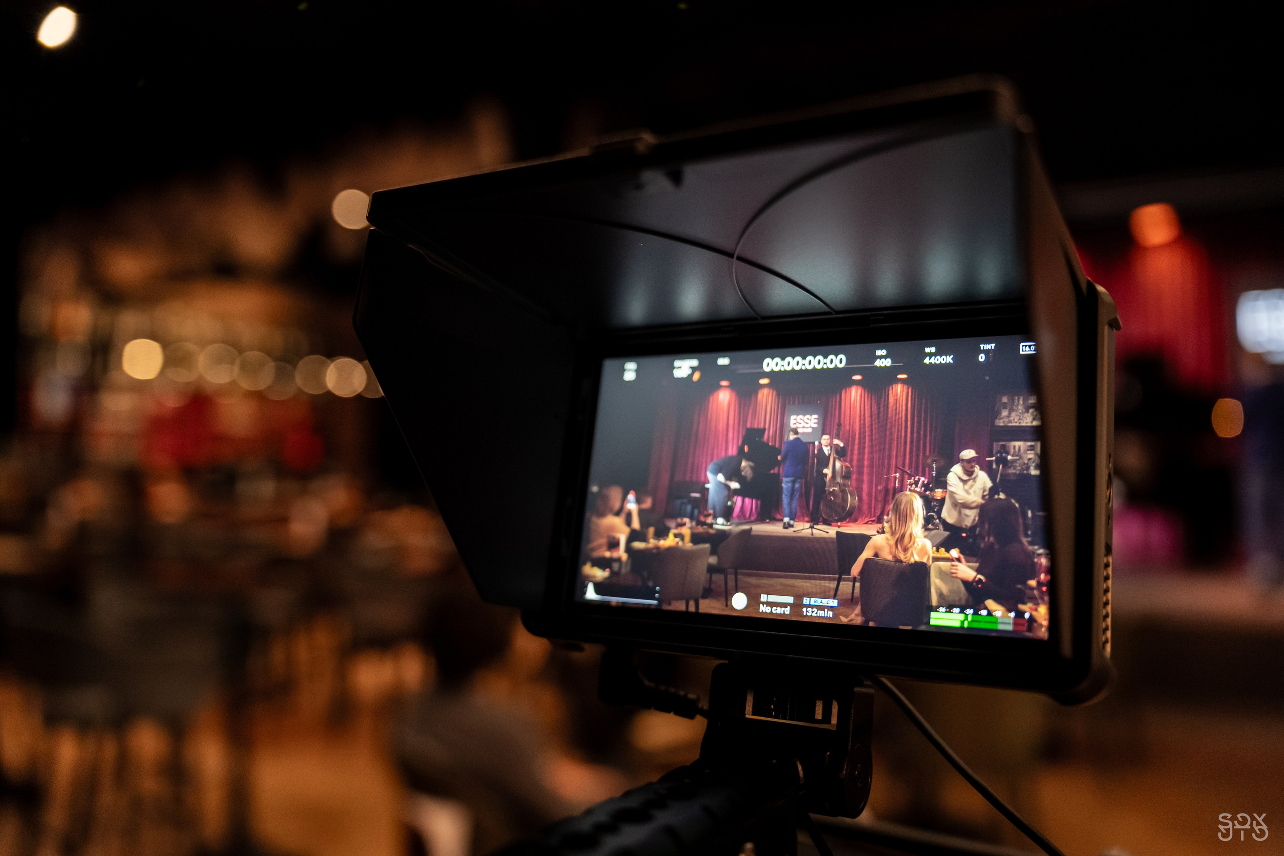 Видеопродакшн BACKED ROLL