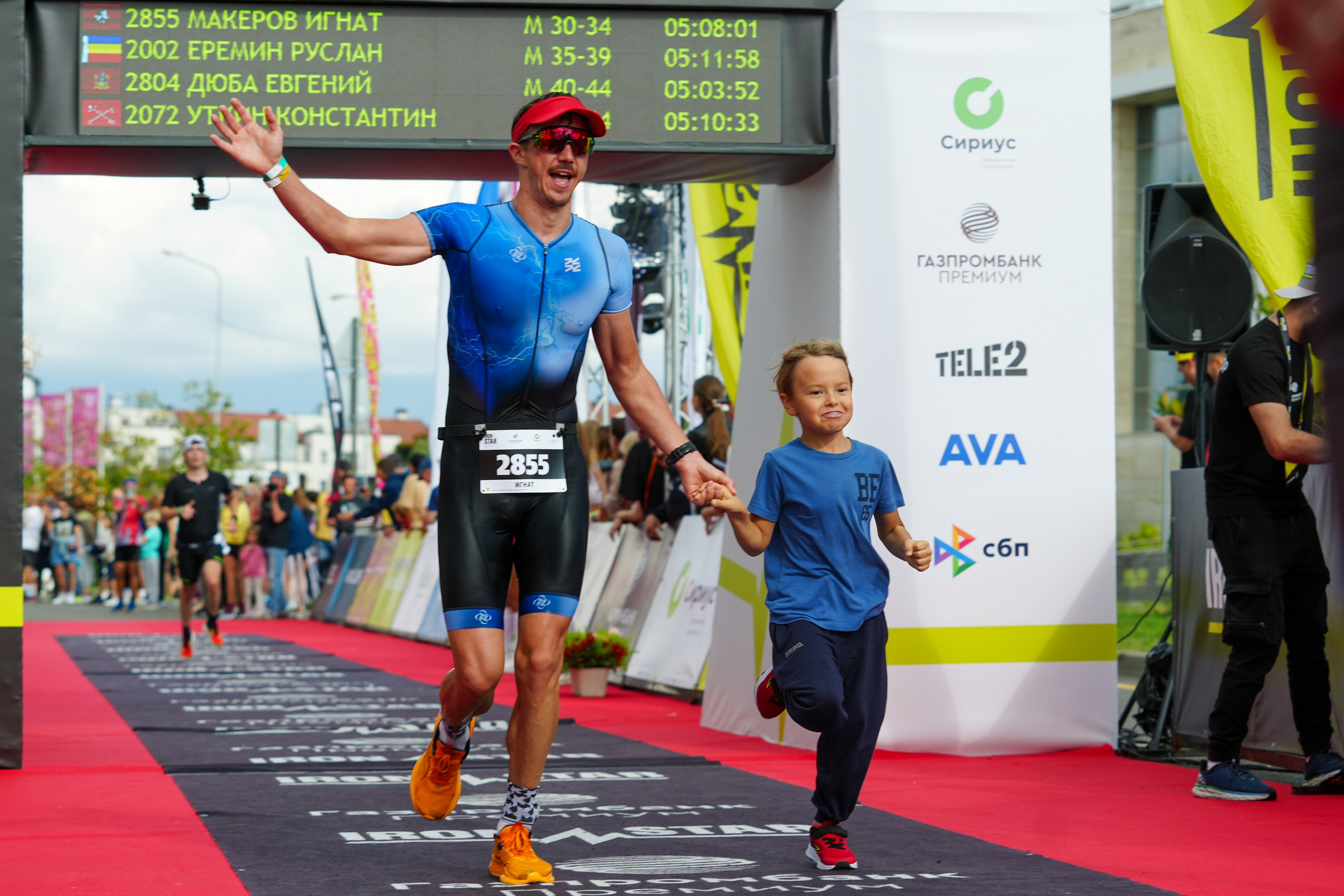 Фотоотчет партнерской интеграции для компании TELE2 на фестивале Ironstar. Репортажный фотограф в Красной Поляне и Сочи Павлюченко Екатерина