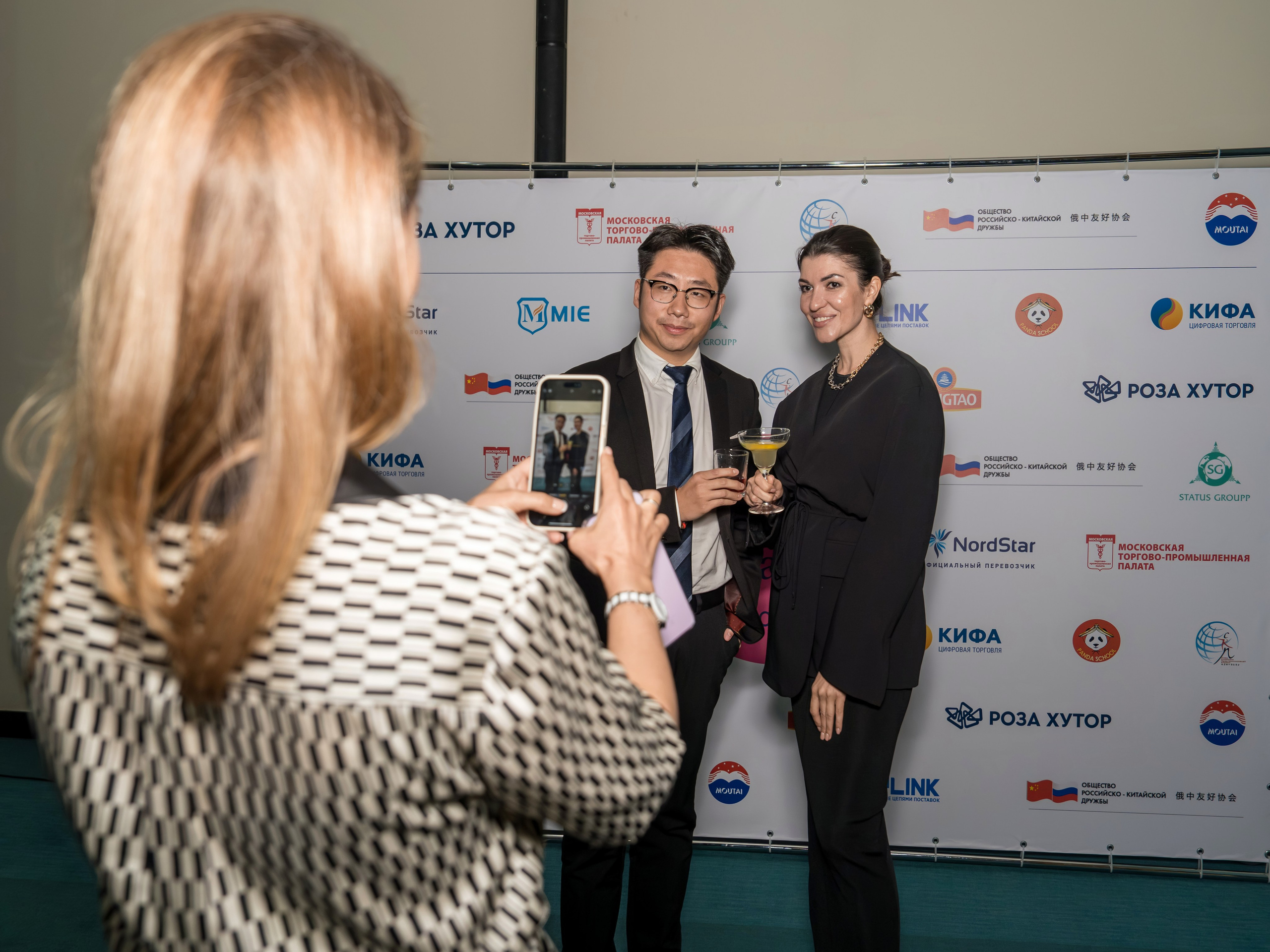 ChinaRosaFest 2024. Репортажный фотограф в Красной Поляне и Сочи Павлюченко Екатерина