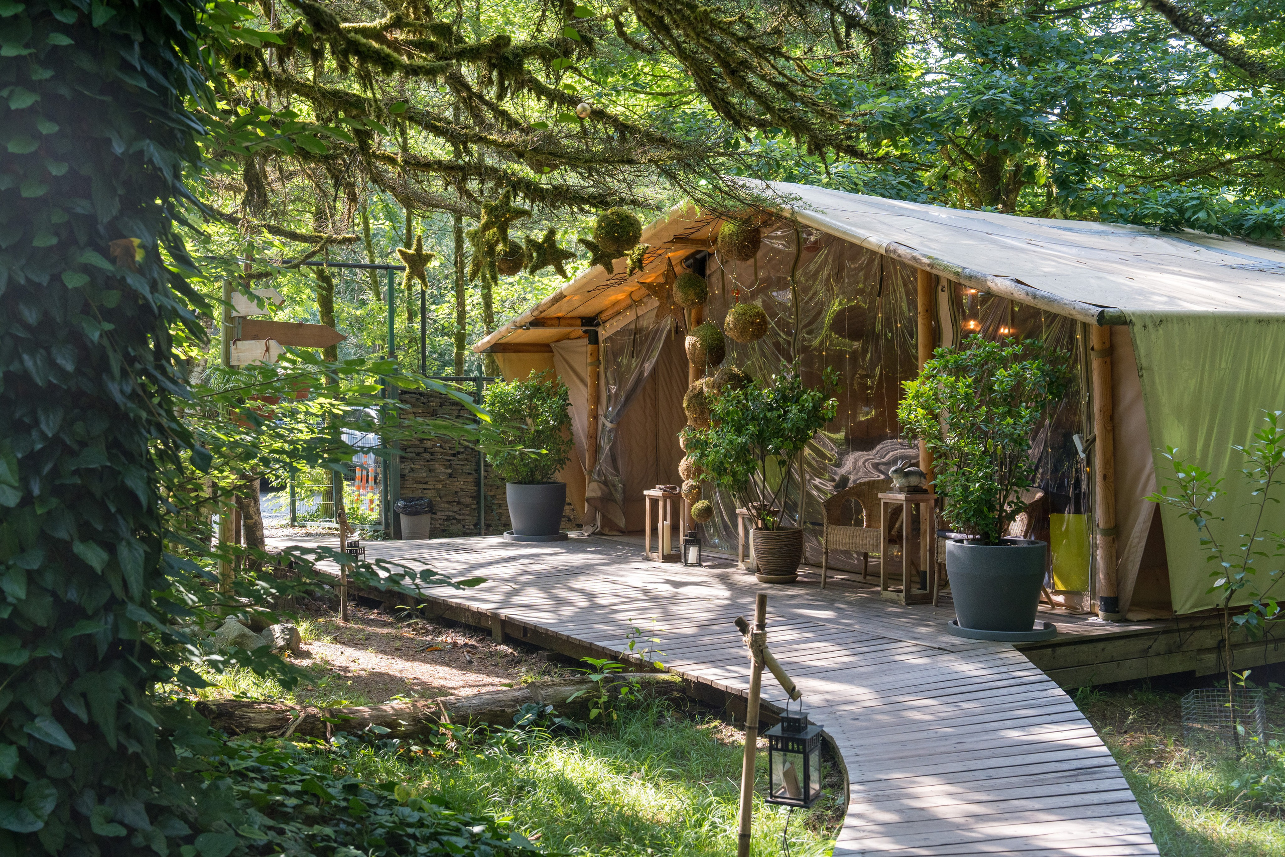 MICE мероприятие для компании «Доставка морем»: хайкинг к Ачипсинским водопадам. Репортажный фотограф в Красной Поляне и Сочи Павлюченко Екатерина