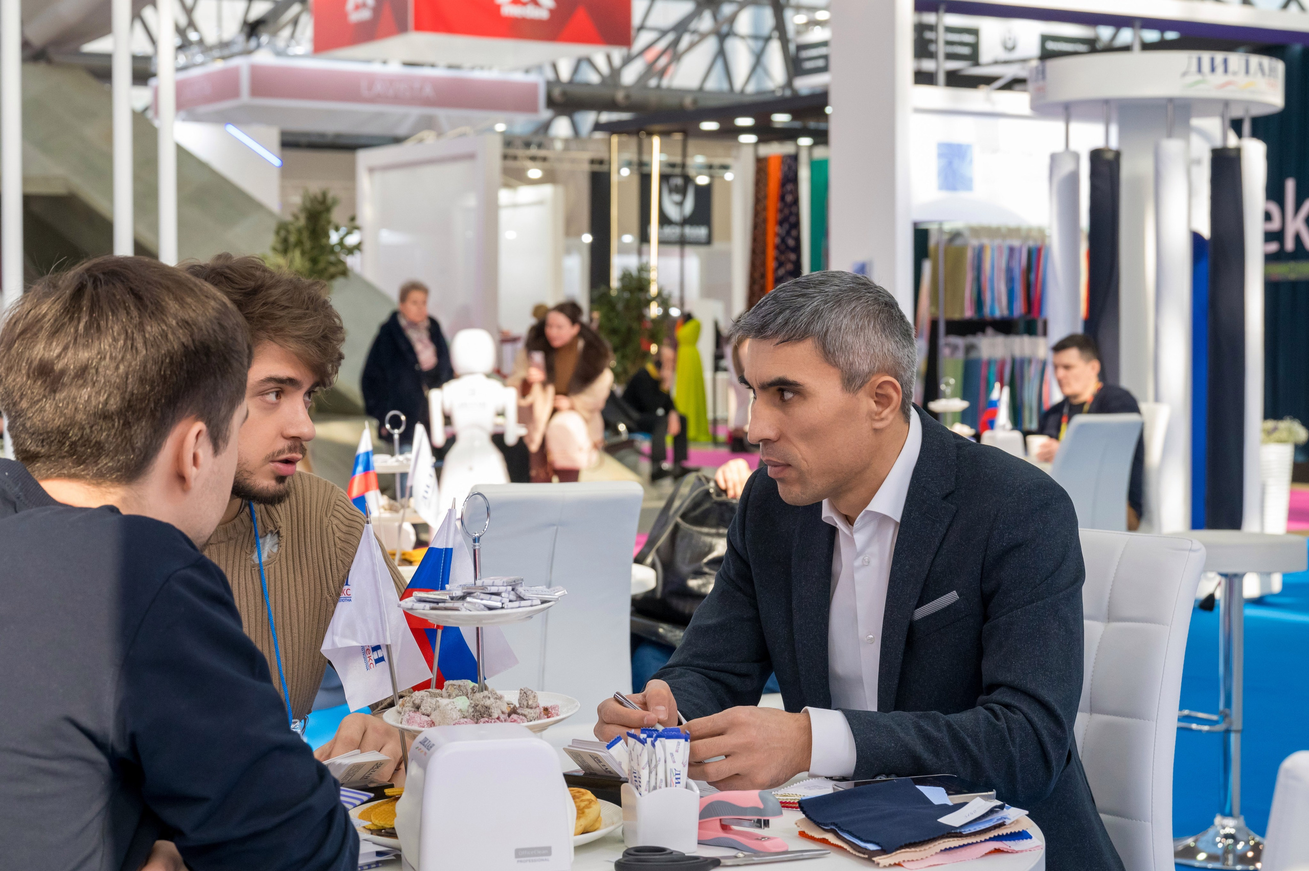 «ИНТЕРТКАНЬ». Свадебный и семейный Фотограф в Москве Александр Березин