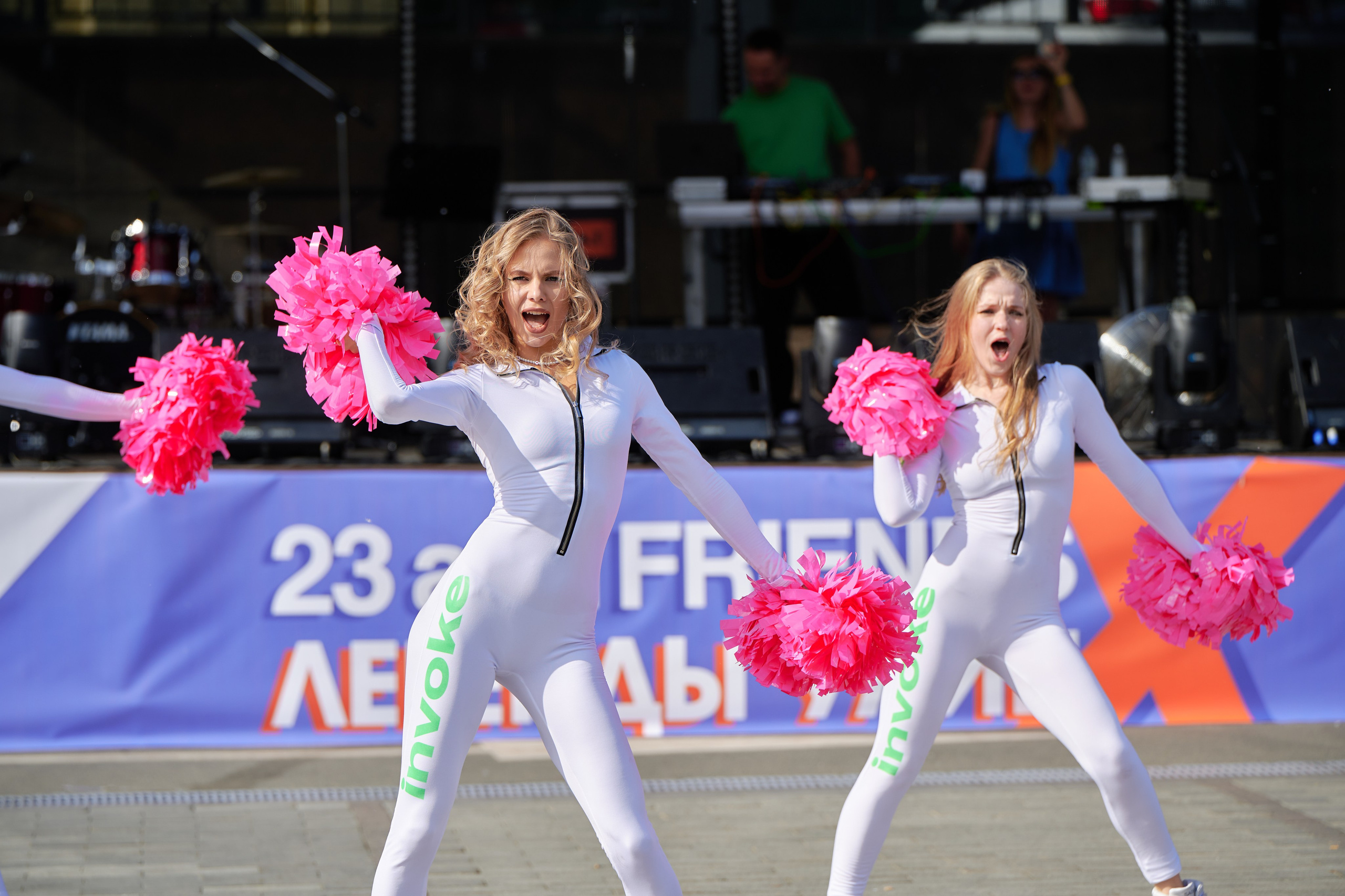 Invoke — Легенды улиц. Фотограф в Москве — Новиков Владислав