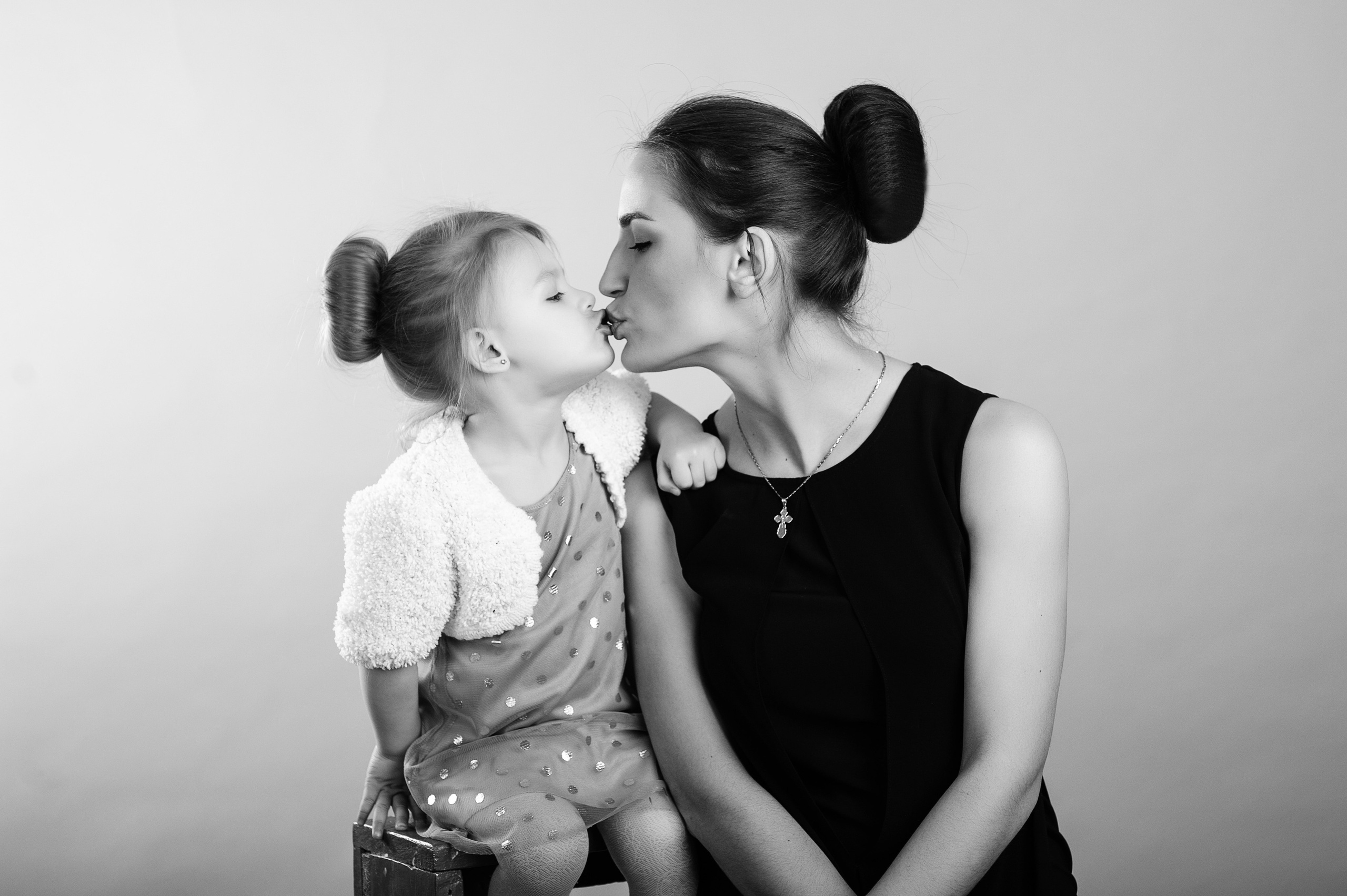 Семейная фотография. Творческая студия Тимура и Светланы Кудериновых в Караганде. Фото и видео