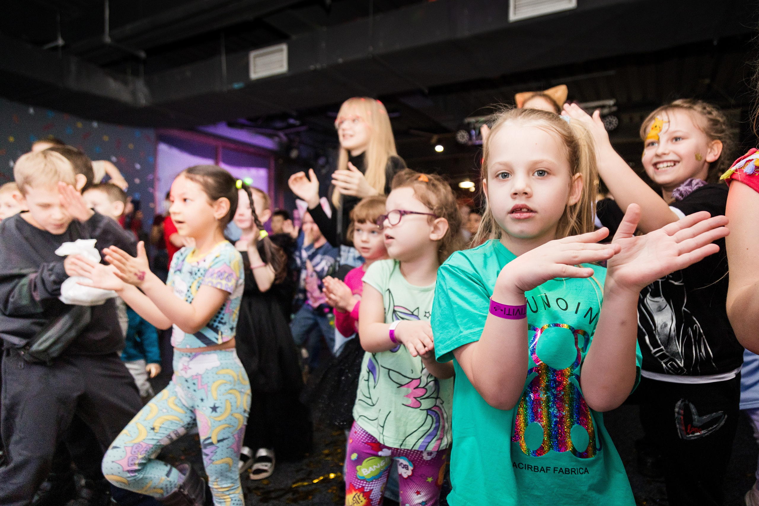 Арлекину 18 лет. Детский фотограф видеограф в Хабаровске Михаил Орлов