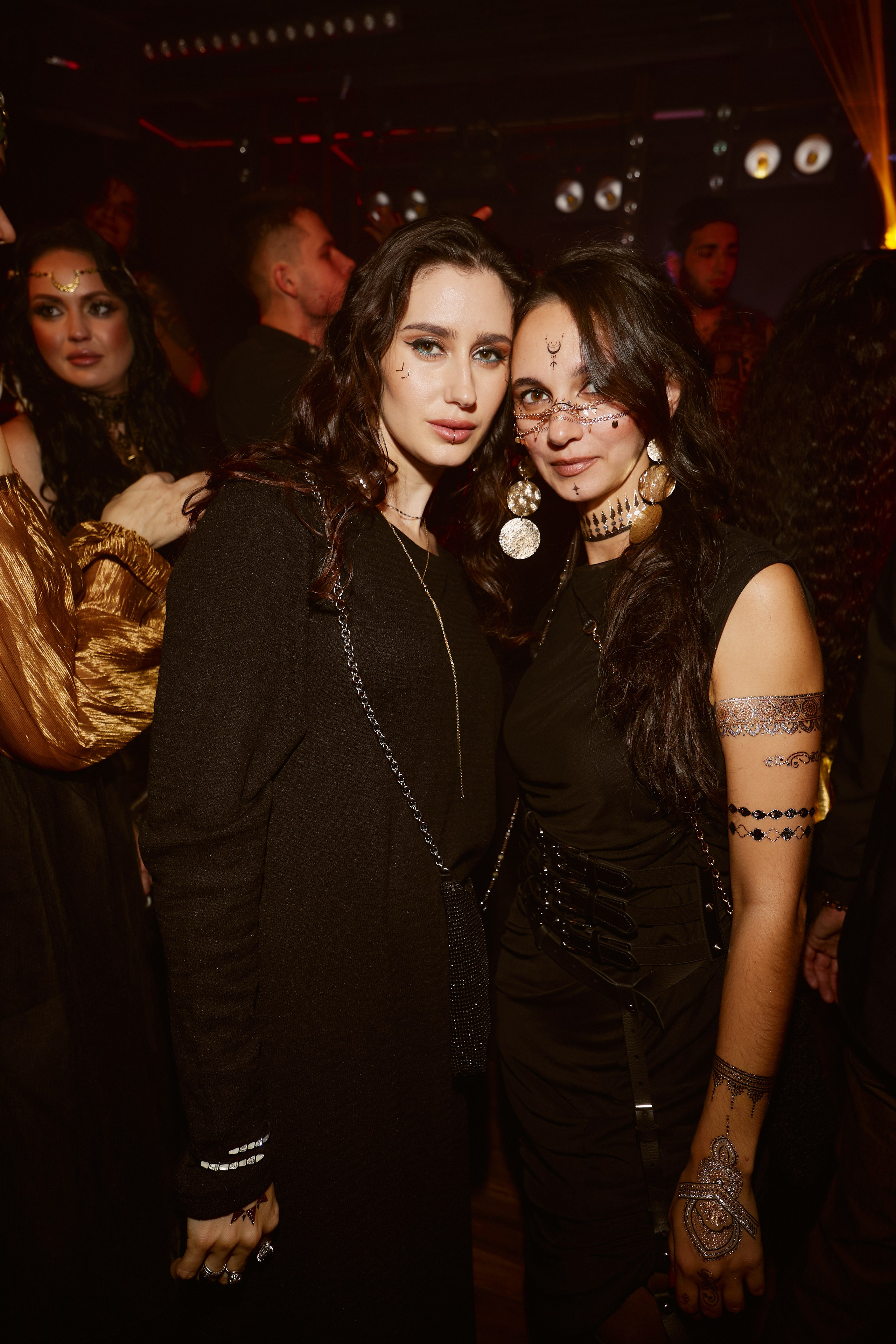 ILLEGAL FRIENDS MIRAGE. ФОТОГРАФ НА МЕРОПРИЯТИЕ ОТ СОЛЬ МЕДИА PRODUCTION