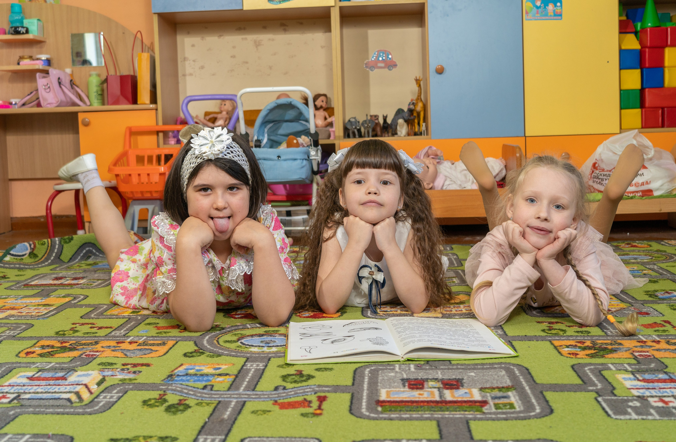 Выпускные альбомы для детских садов и школ г. Омск. Анна Мальцева