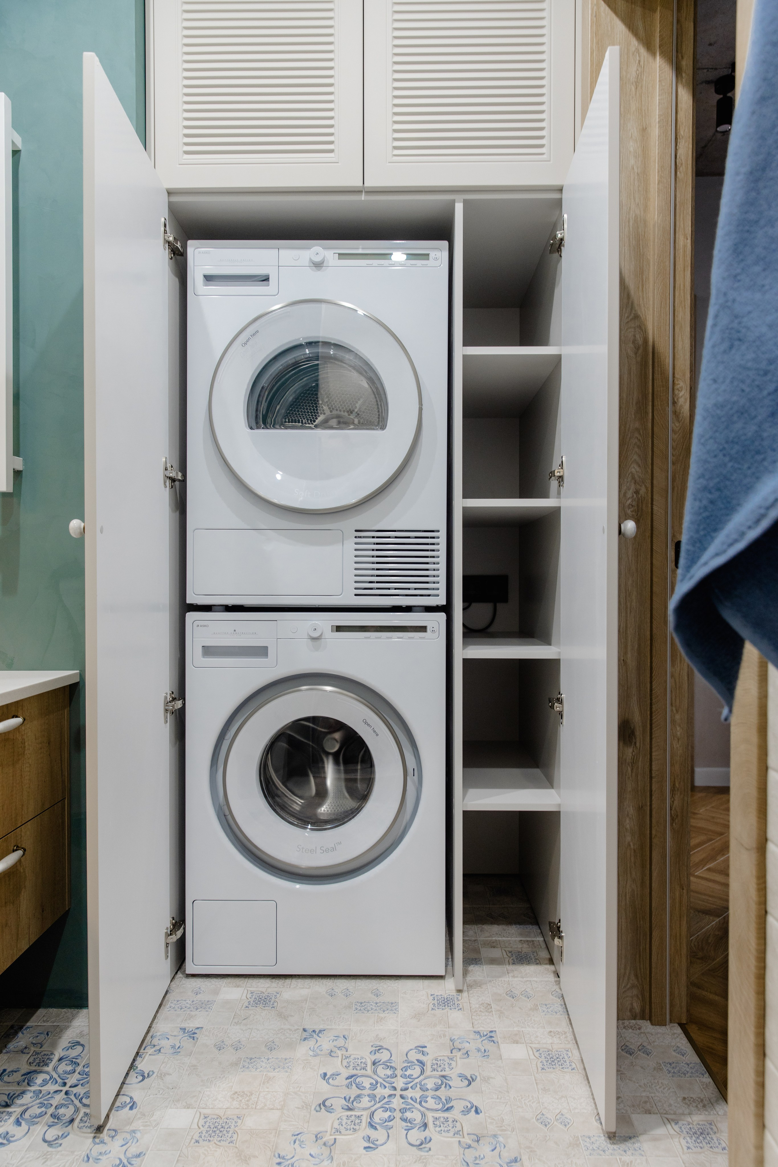 Михайловский Парк. ГУДРУМ — Мебель на заказ в Томске | Кухни | Шкафы | Стулья и Столы