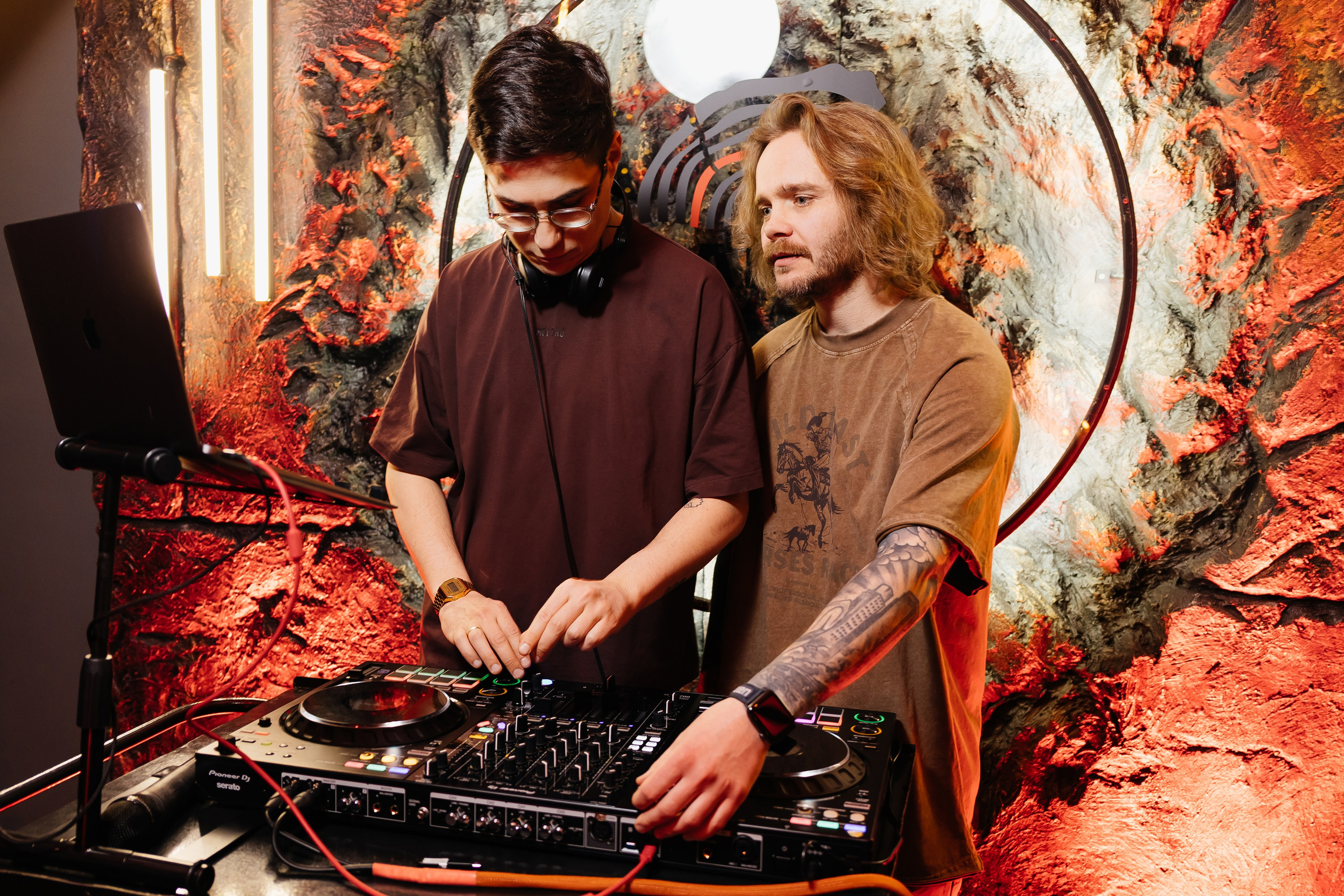 Гастрольный ужин «Солнце восходит на Камчатке» в ресторане «Забой». Фотограф Кемерово | Сергей