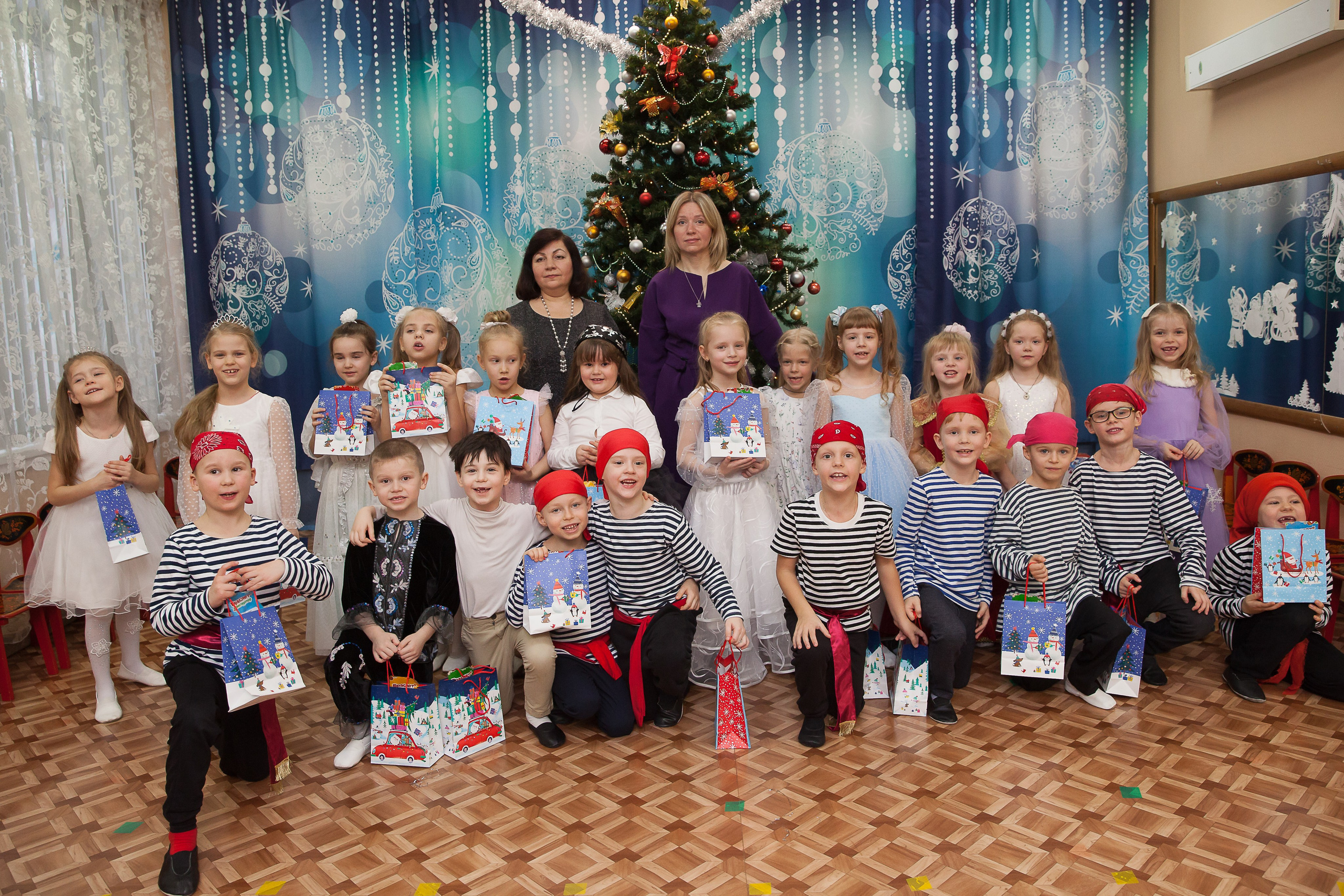 Новый Год 1508. Выпускные альбомы Москва. Фотограф Шукурова Кристина