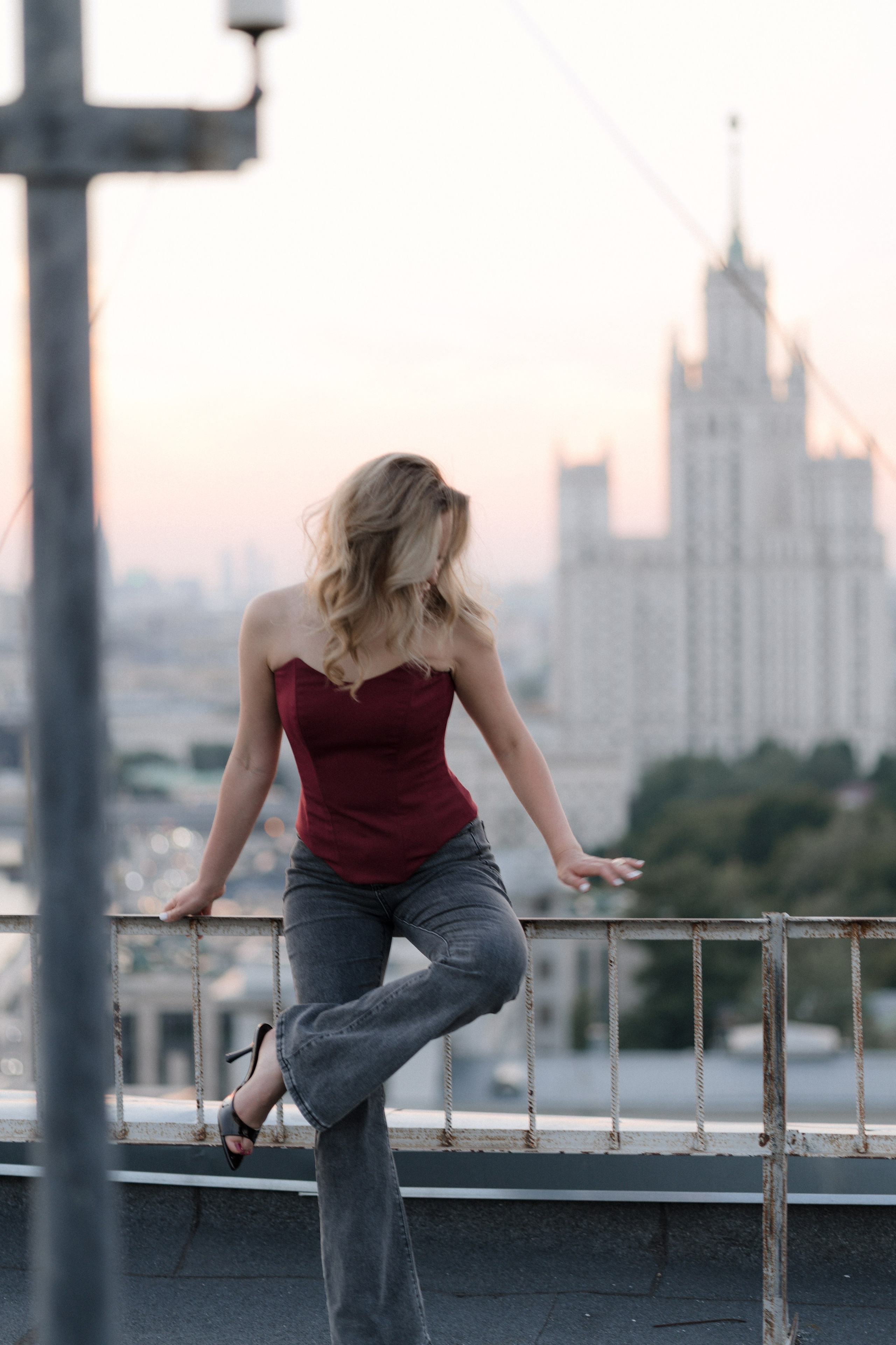 Женя Фотосессия на крыше. Фотограф в Москве Юлия Былинина