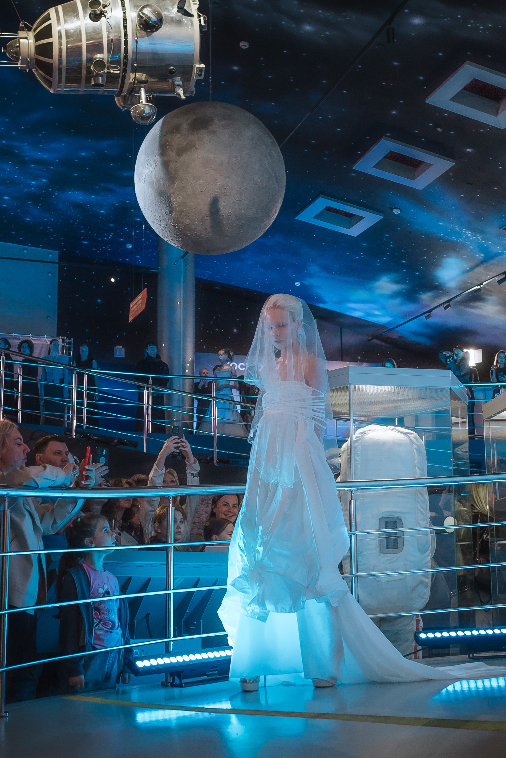 Космос Мода. Фотограф Карина Шарова Москва