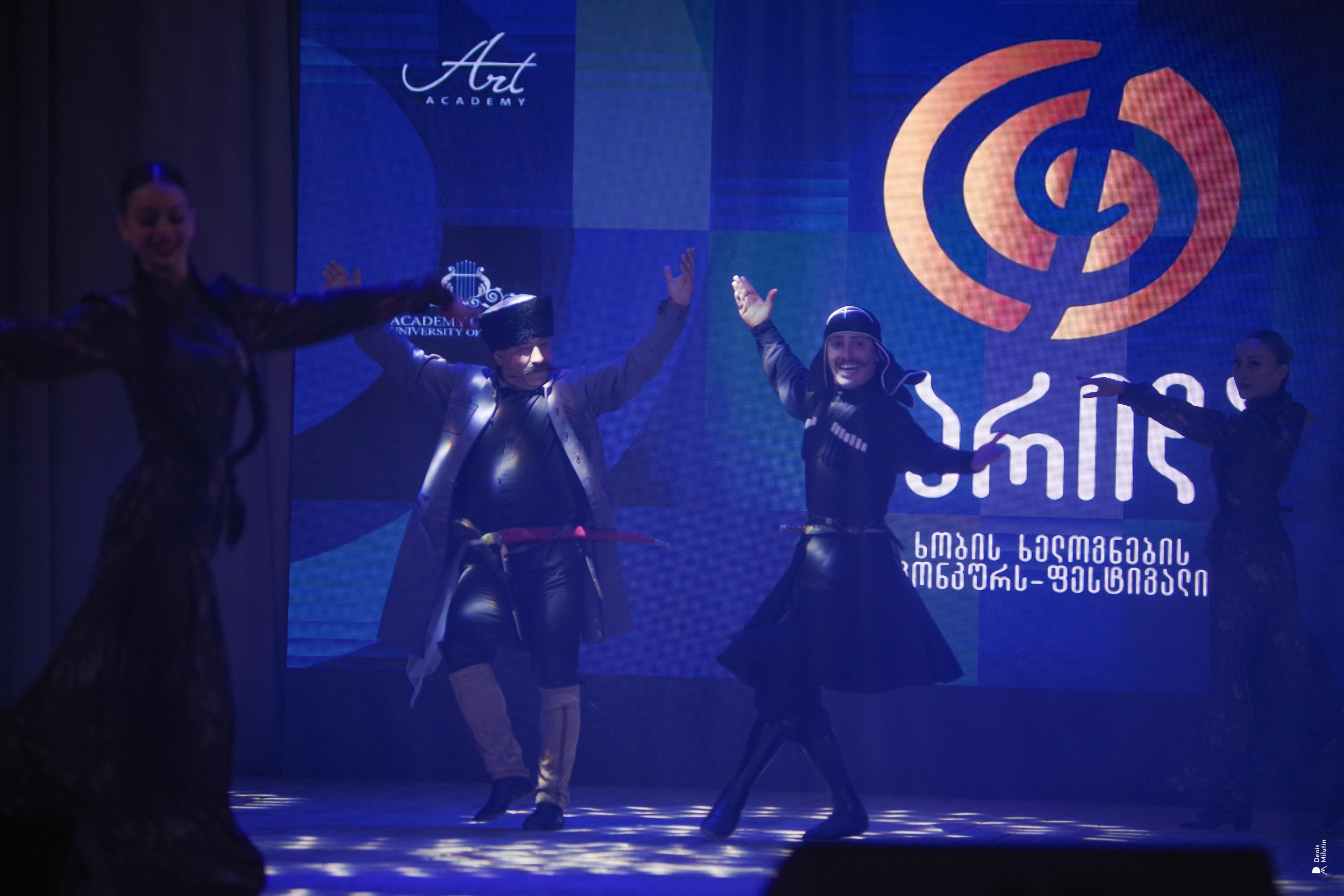 Танцы в Хоби. Портретный фотограф Денис Милютин