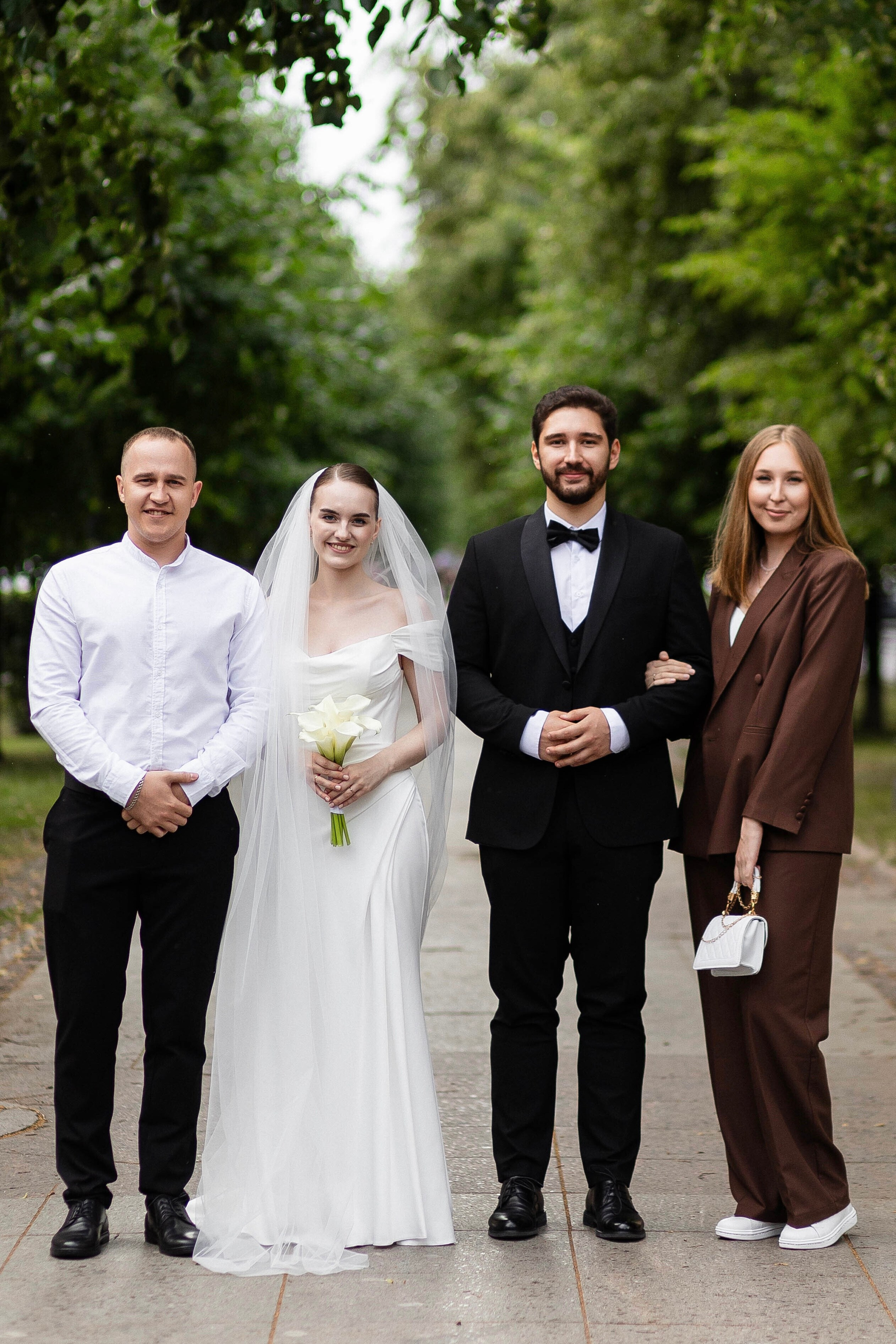 …. Свадебный фотограф в Санкт-Петербурге Александра Чукавина