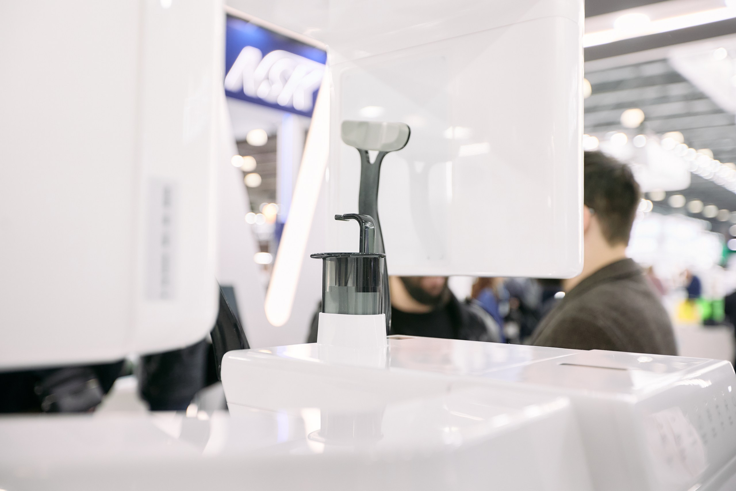 Дентал Салон 2026: Vatech. Свадебный и репортажный фотограф Дмитрий Кононенко