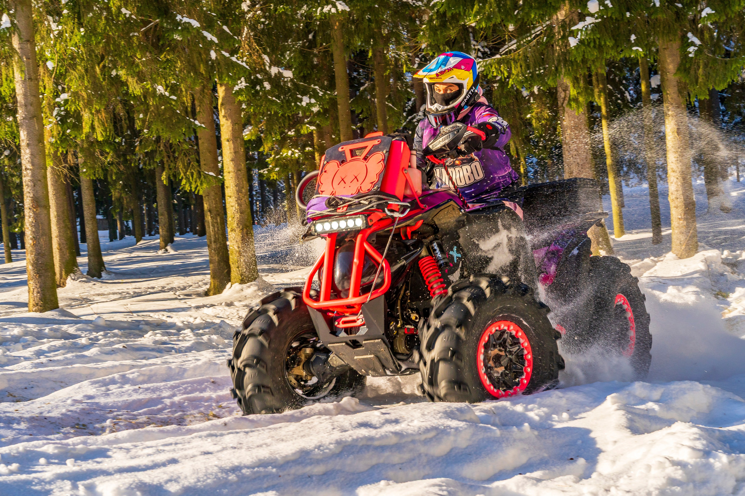 Кудрово ATV. Графический дизайнер Илья Левченко