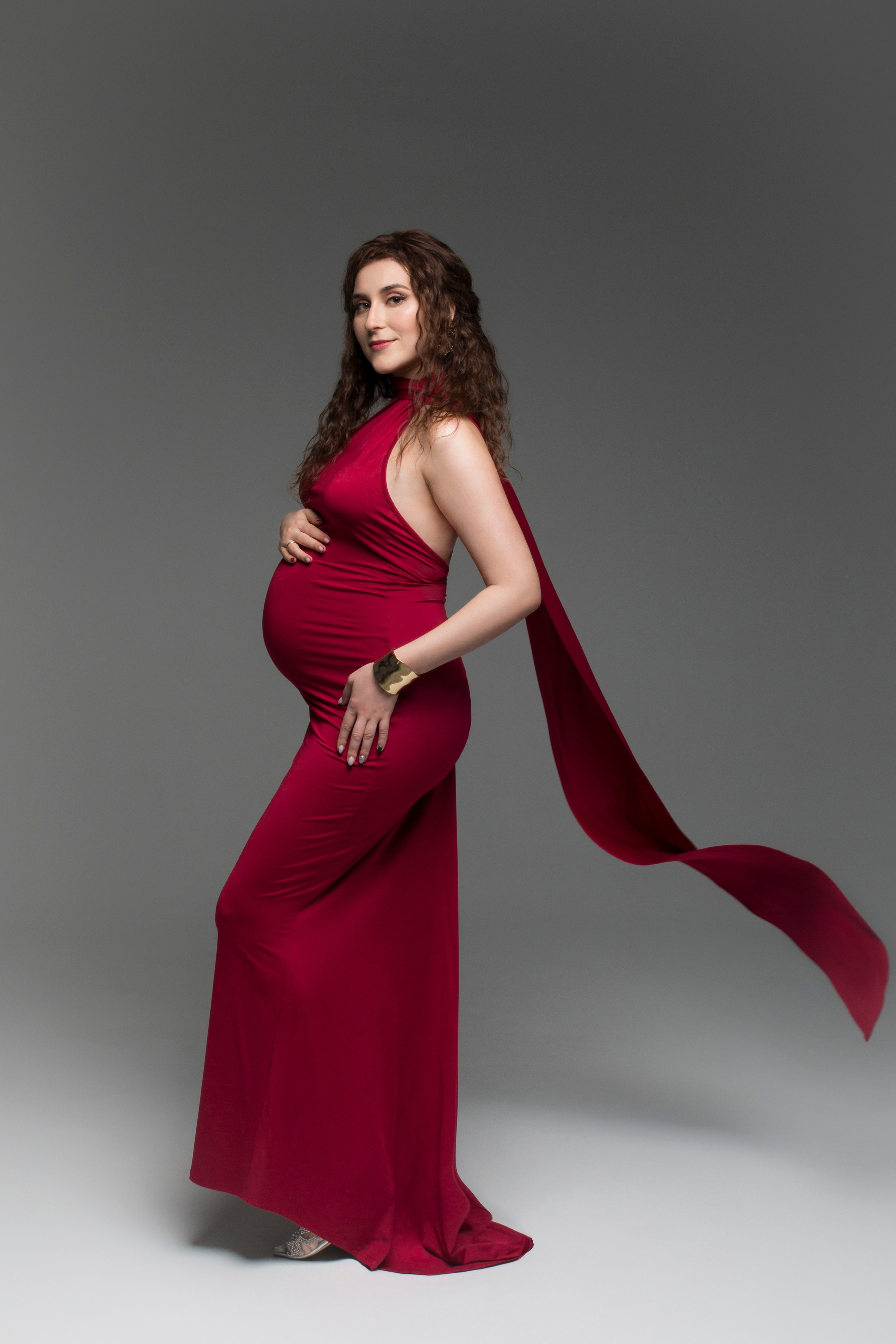 Прокат нарядов и аксессуаров для фотосессии беременности. Елена Данилова фотограф беременности в Кемерово