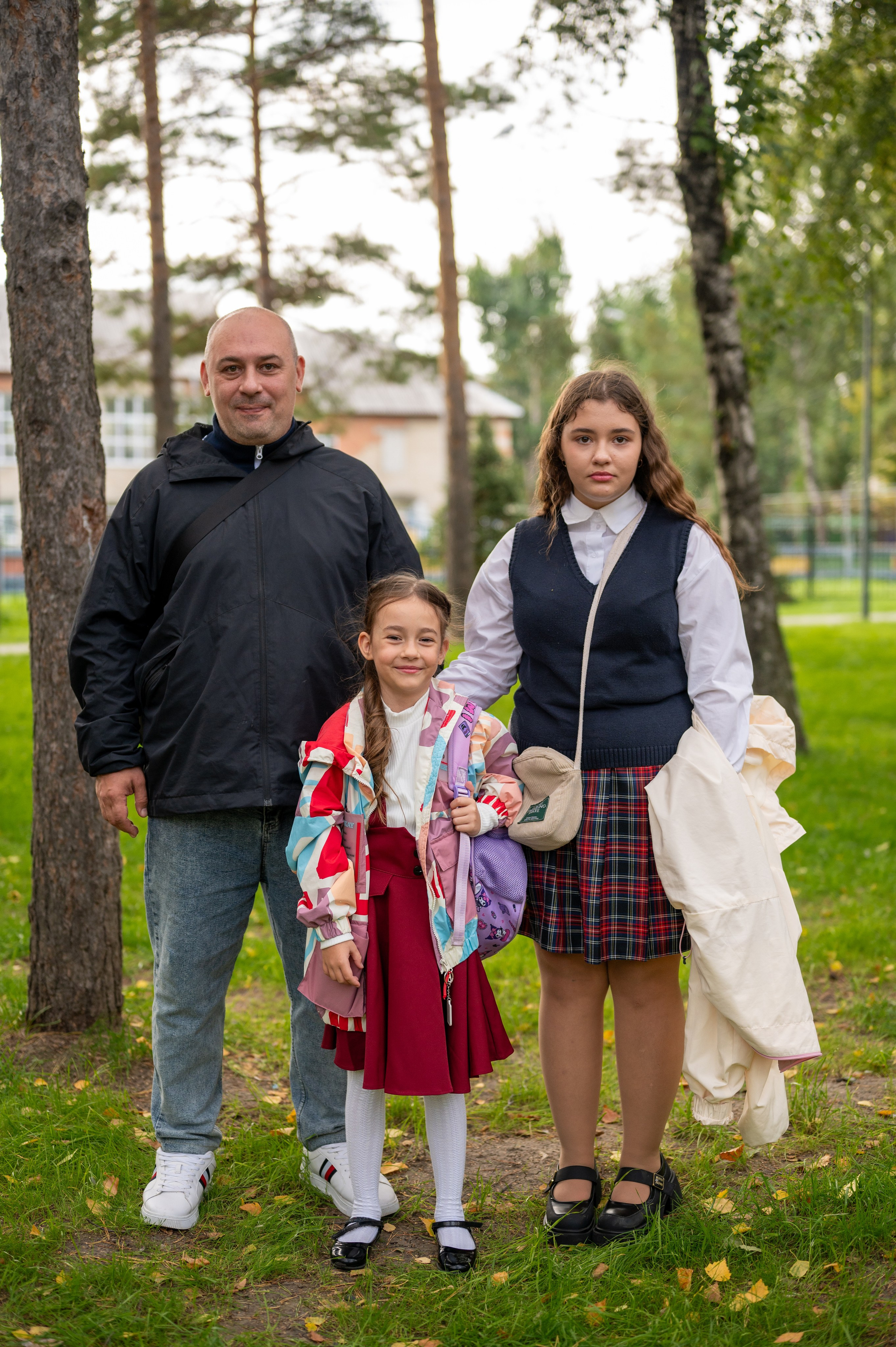 1 сентября 16 гимназия 2 класс (линейка + в классе+ на улице). Фотограф новорожденных, семейный детский в Тюмени Татьяна Морозова