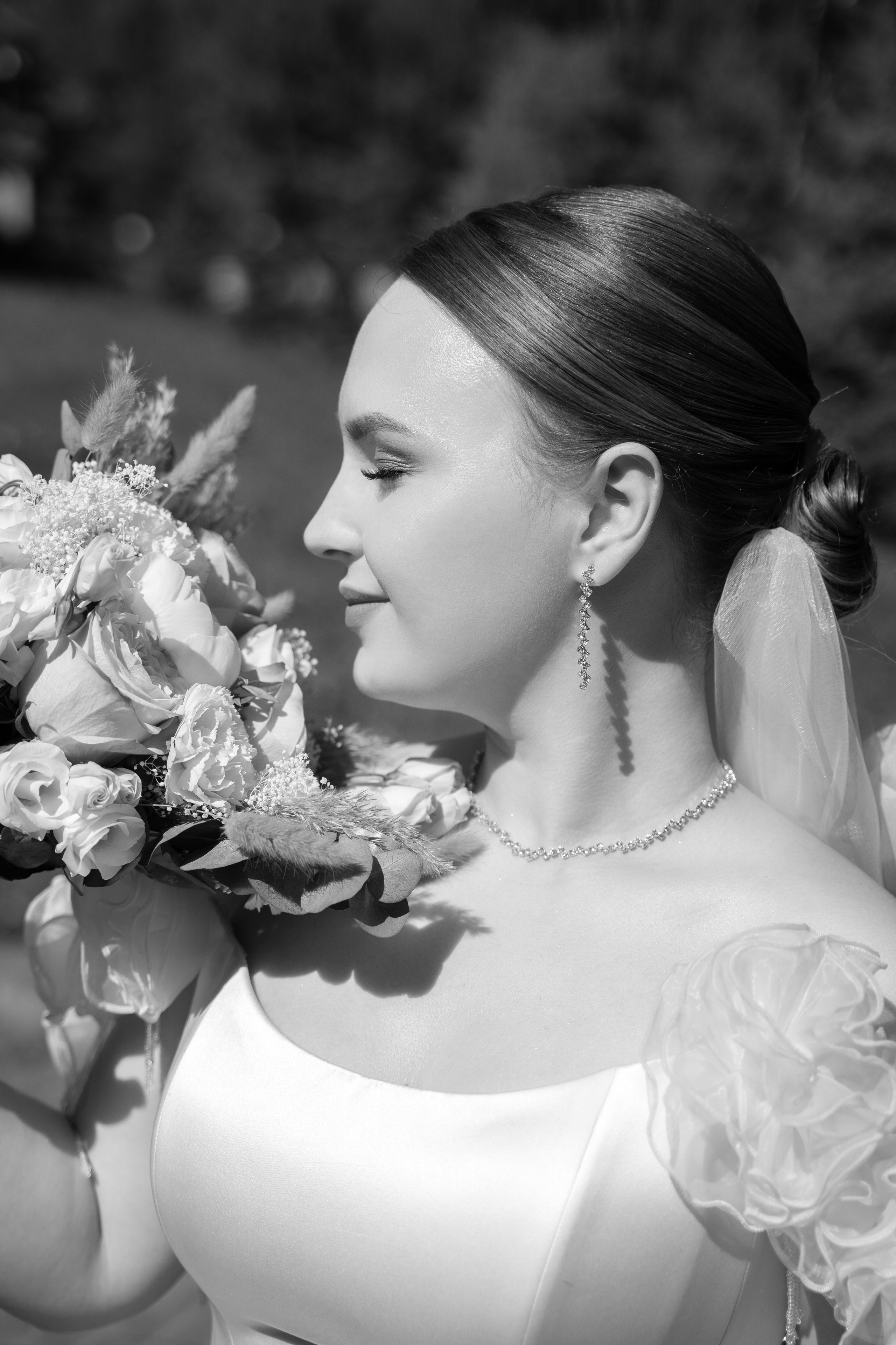 Арина и Даниил (г. Курск, Роща невест). Фотограф Вера Зверуго в Орле