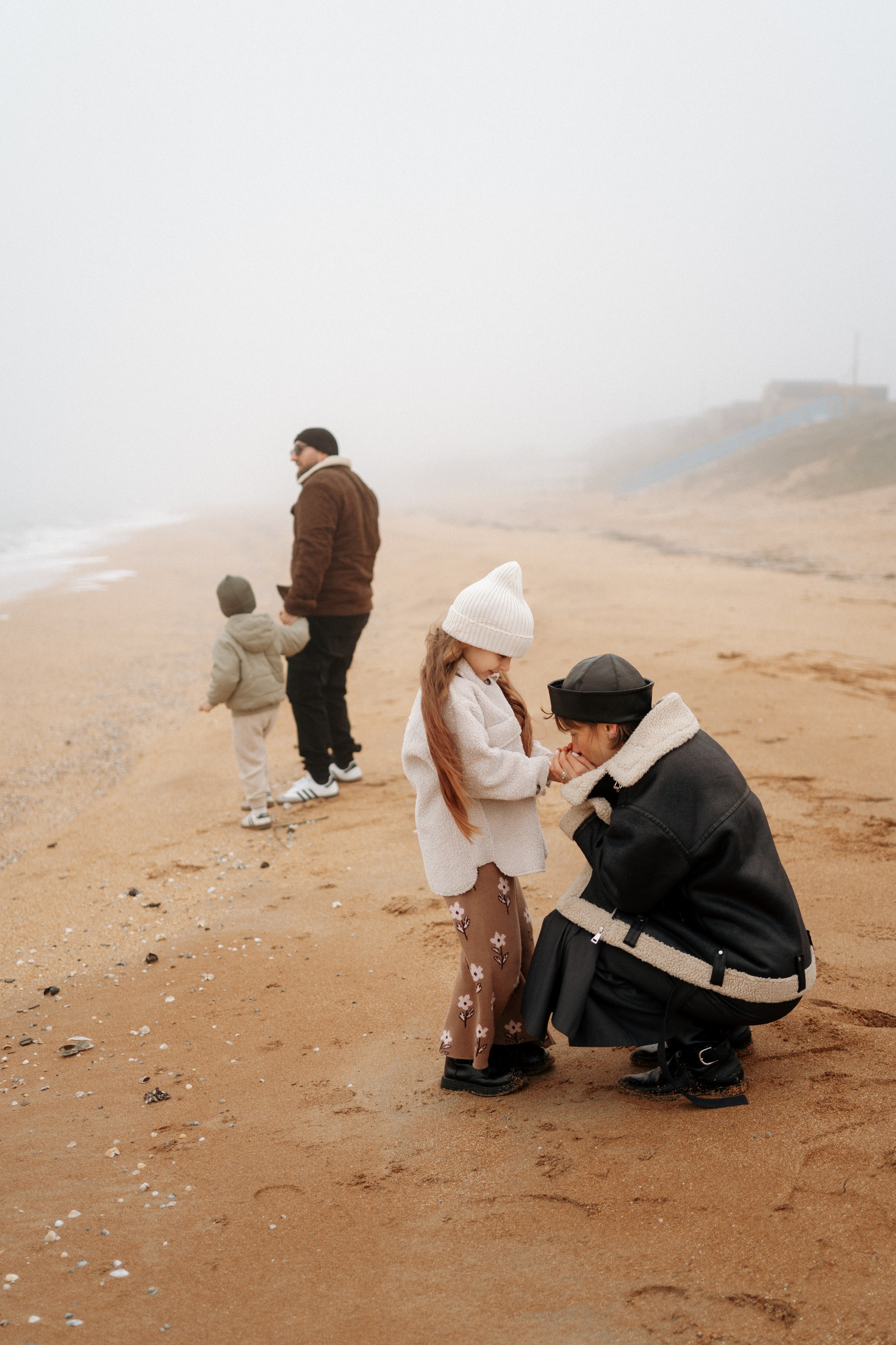 Твои, Мои, Наши