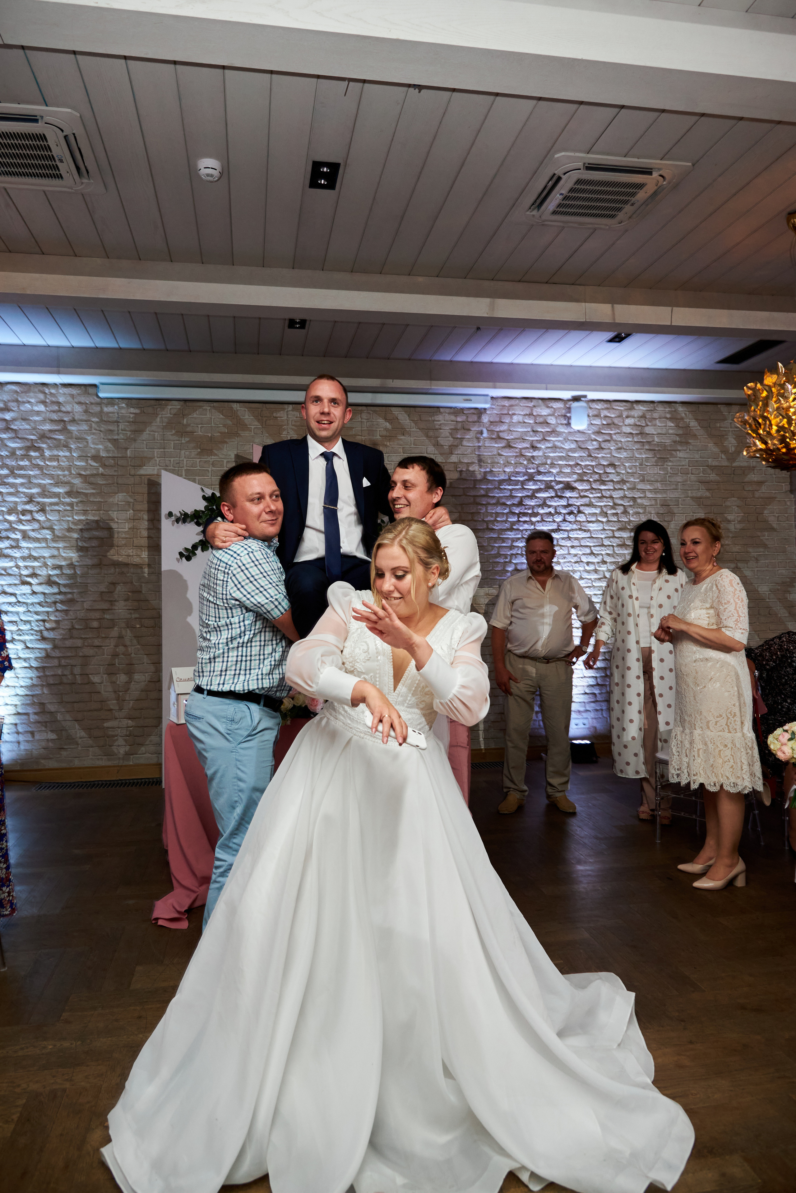 Виктор и Анастасия. Свадебный и семейный фотограф в Москве