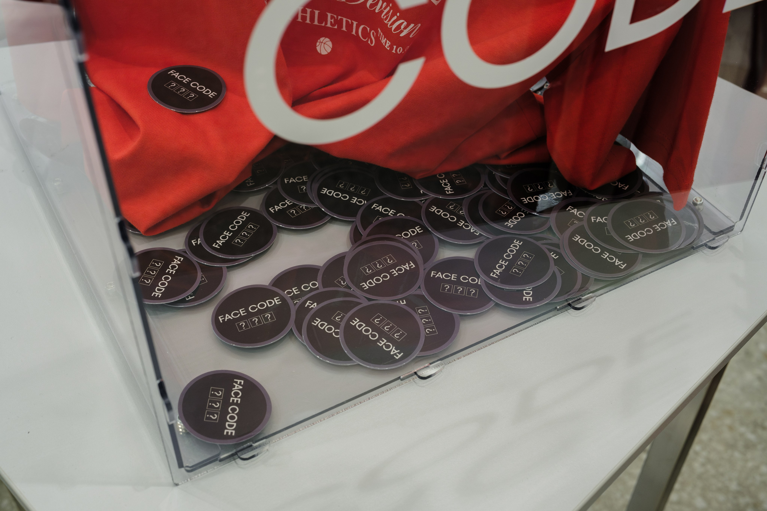 Открытие FACECODE. Репортажный и портретный фотограф в Москве Илья Спиридонов