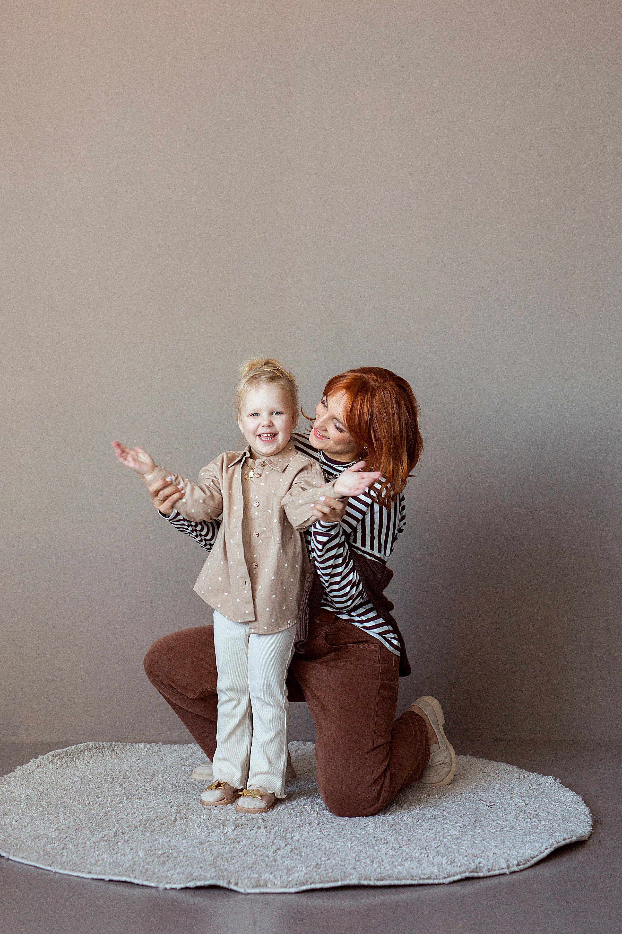 Денис, Валентина и Виктория. Людмила Далидович топовый семейный фотограф Находка/Владивосток