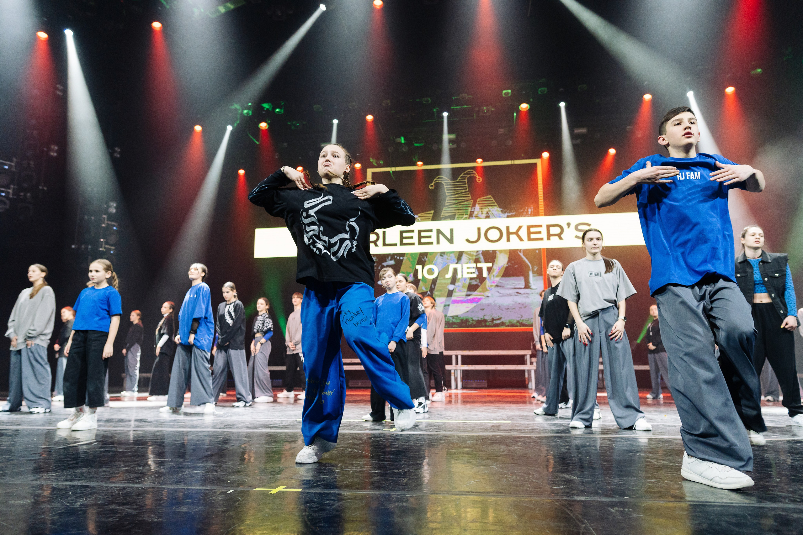 Harleen Joker's dance studio. Репортажный фотограф Красноярск Алекс Чампакхам