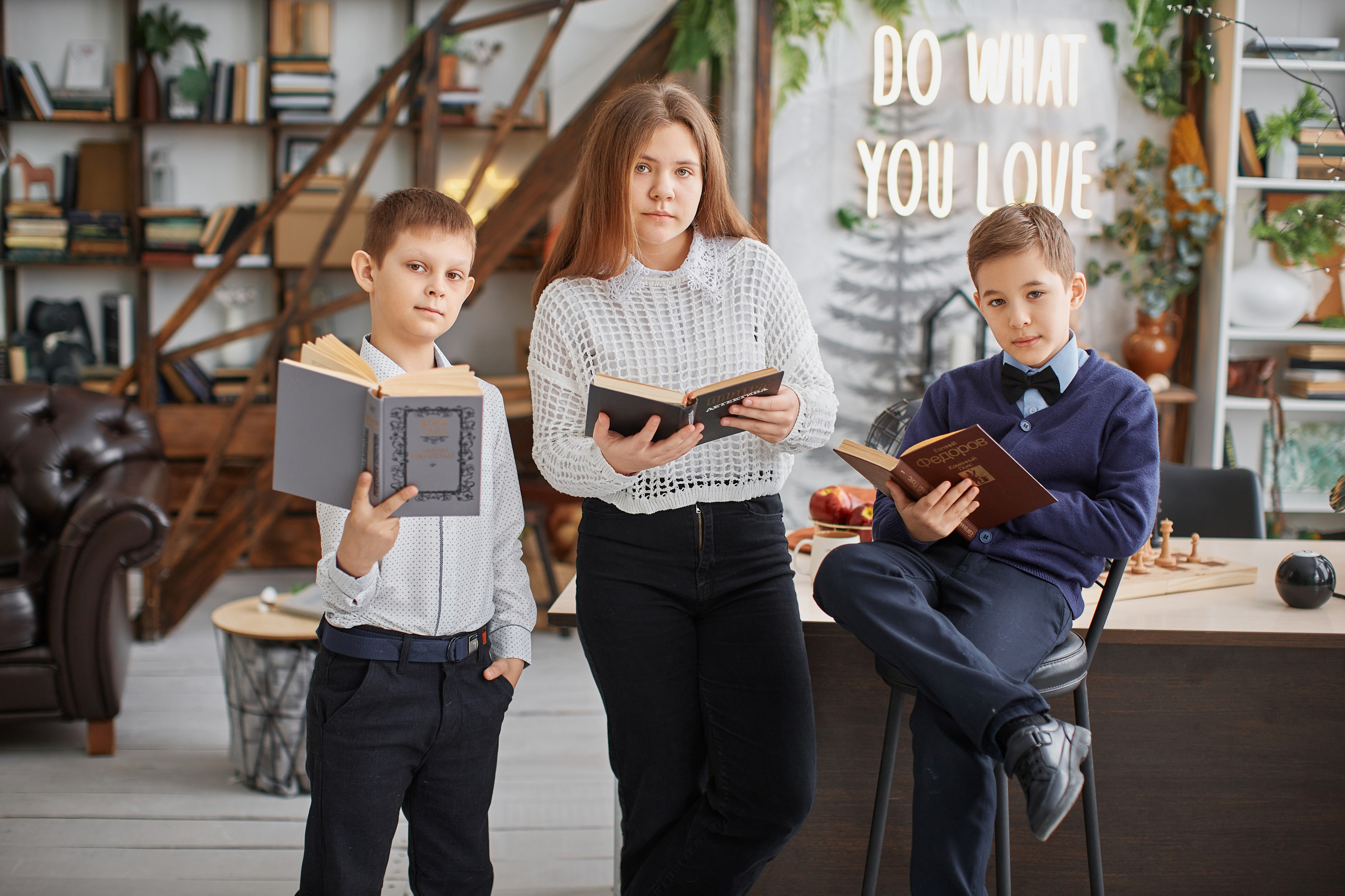 Группы. Выпускные альбомы в городе Курган для всех