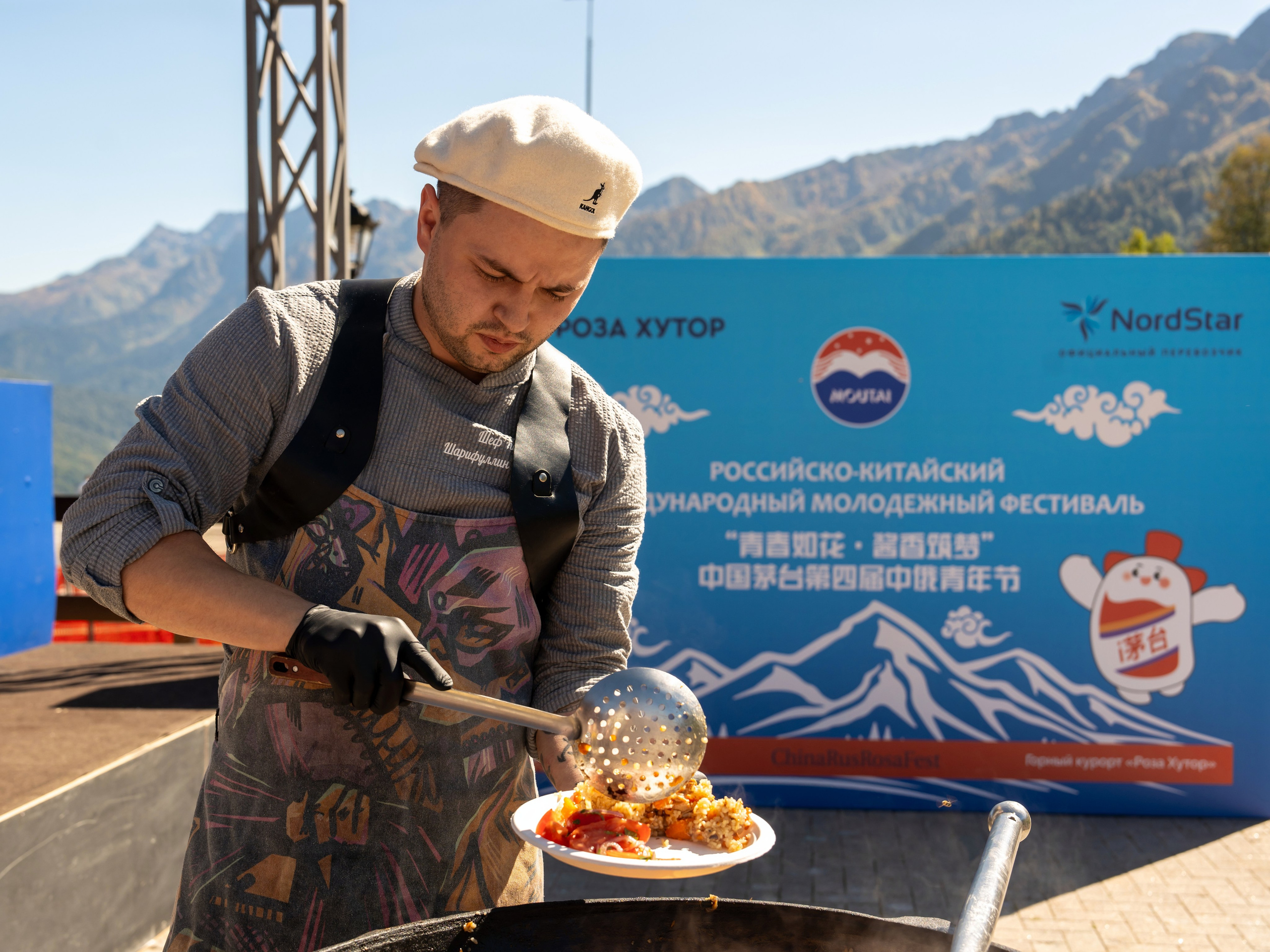 ChinaRosaFest 2024. Репортажный фотограф в Красной Поляне и Сочи Павлюченко Екатерина